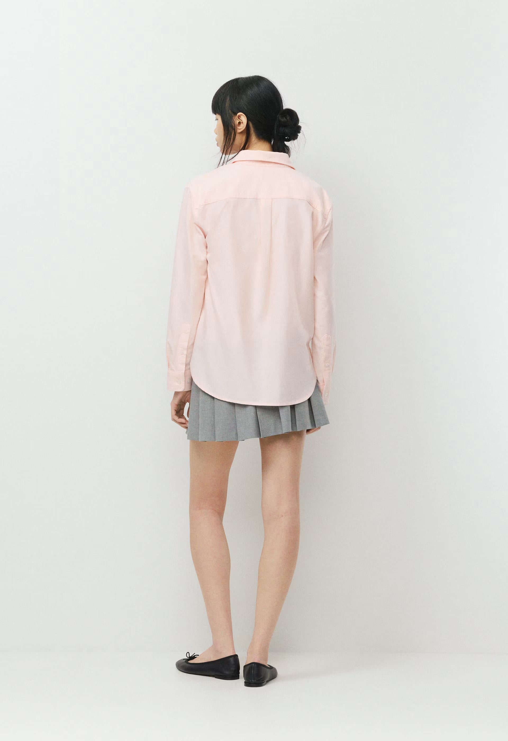 Bookish Oxford Shirt - CHMBRY CRYSTAL PINK