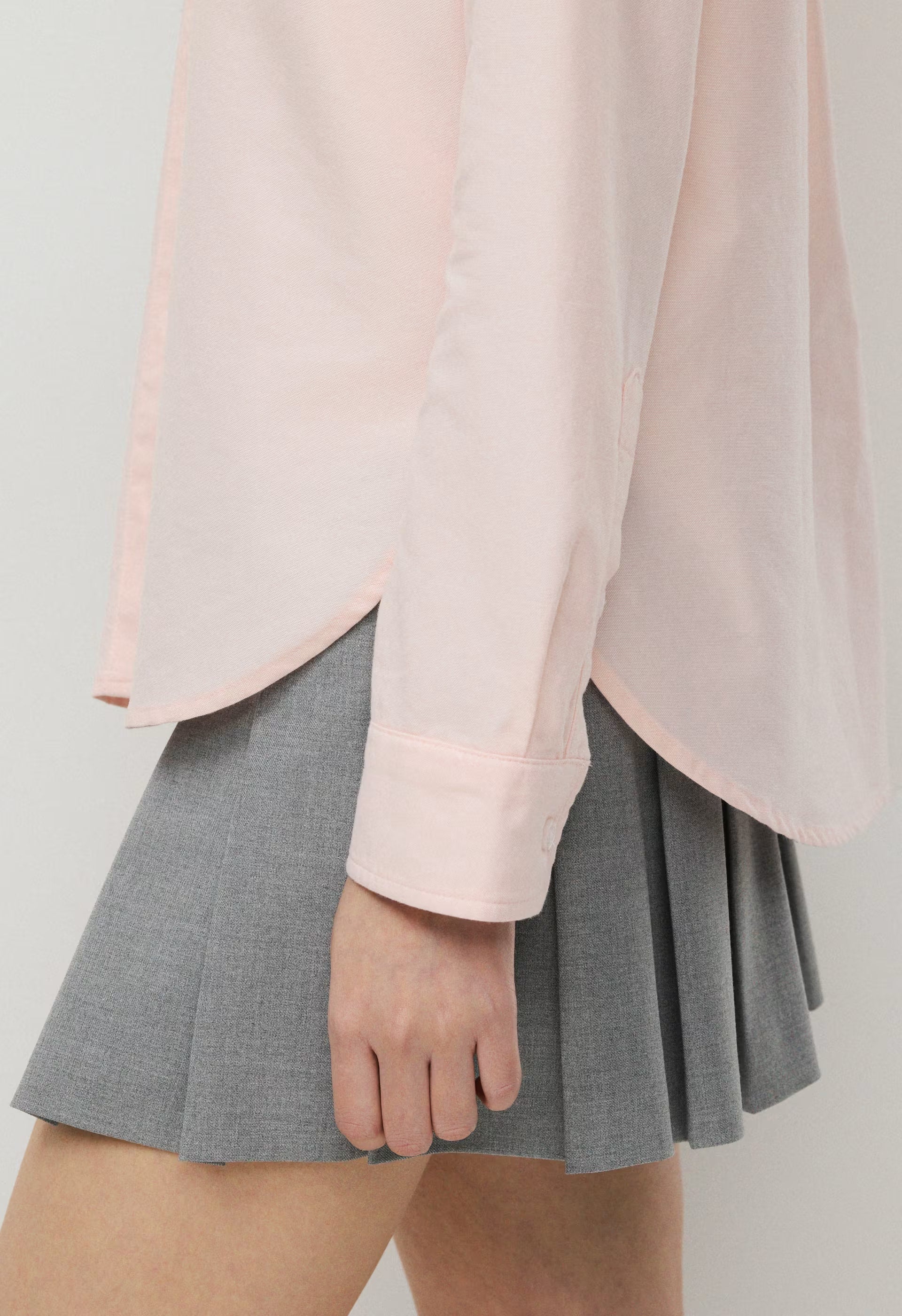 Bookish Oxford Shirt - CHMBRY CRYSTAL PINK