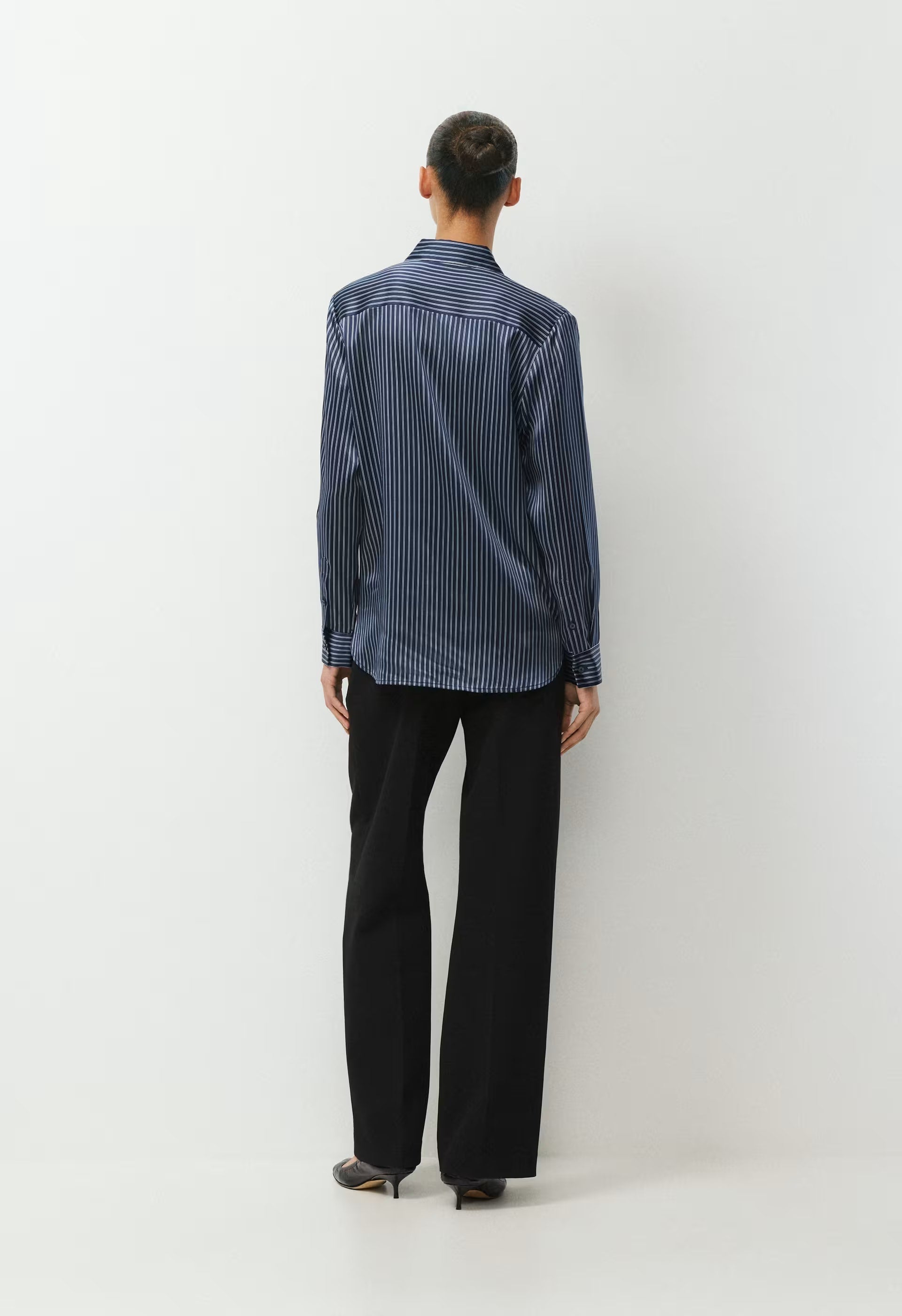 Forecast Silk Shirt - ADMRL NVY/ SSD CRM