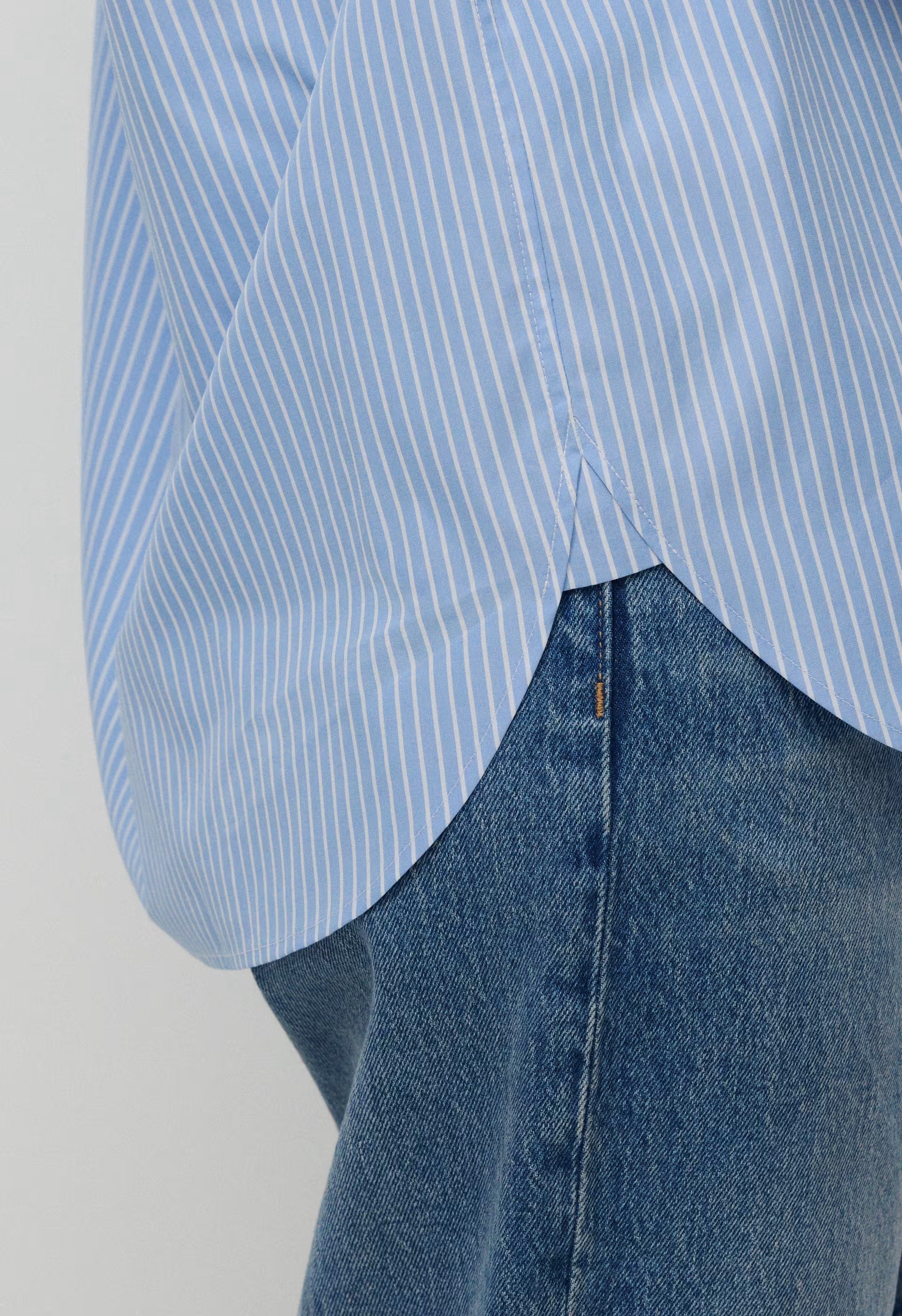 Landmark Poplin Shirt - CRNFL BLU/ BRT WHT