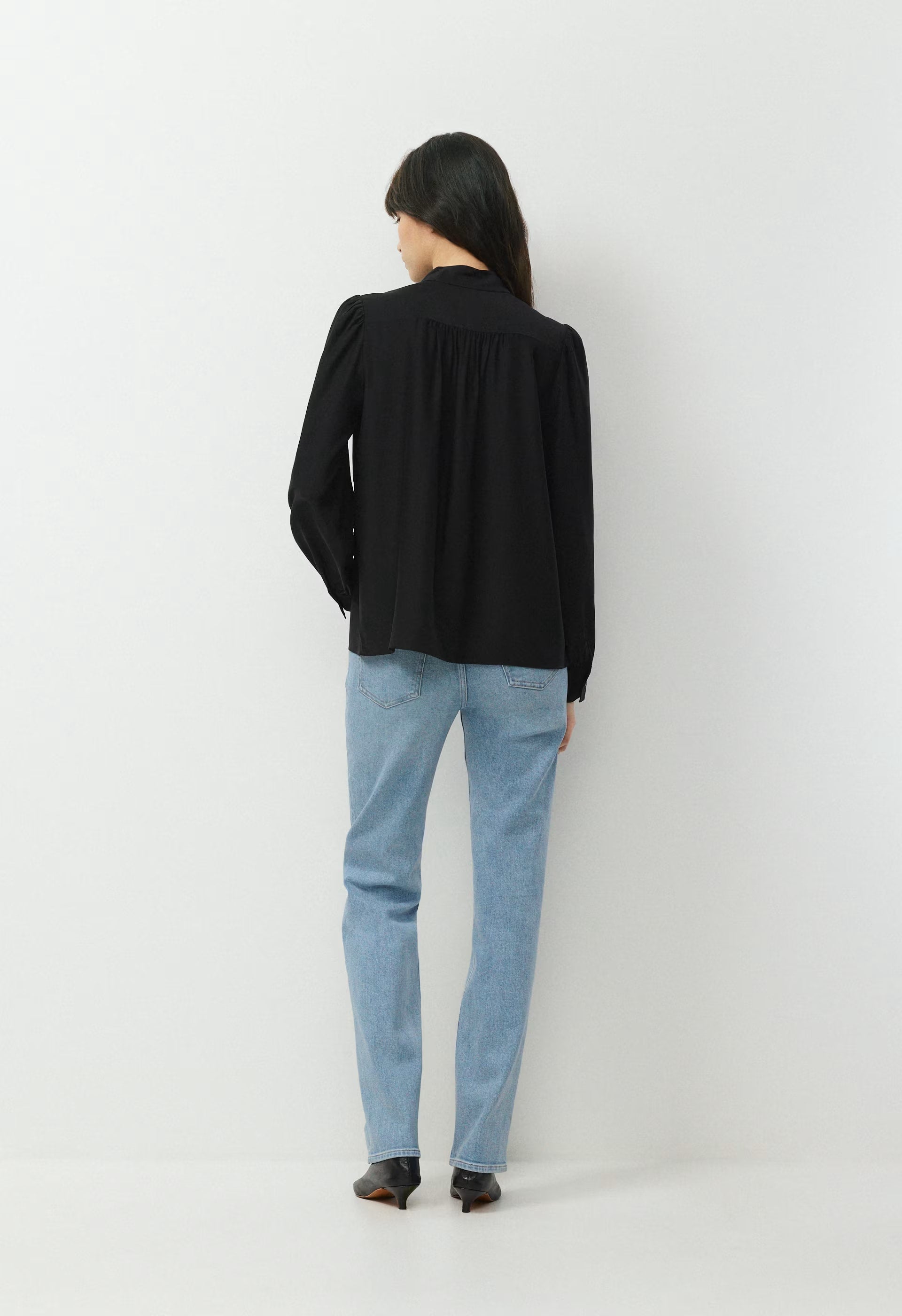 Delphine Silk Blouse - BLACK
