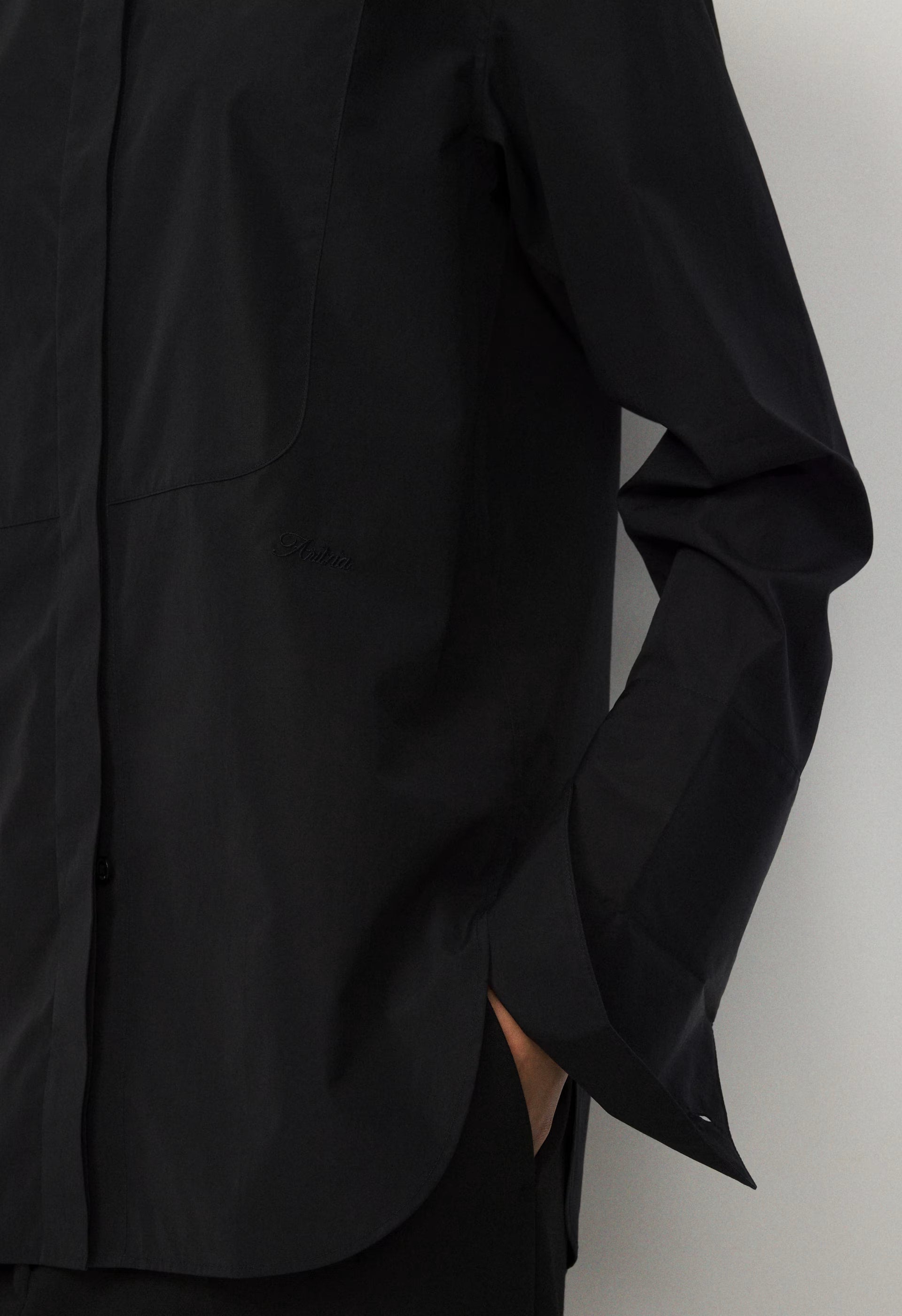 District Poplin Shirt - BLACK