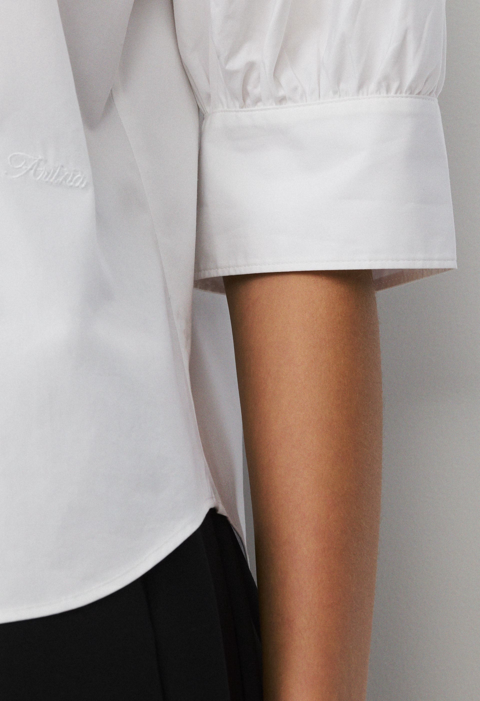 Calibre Poplin Shirt - WHITE