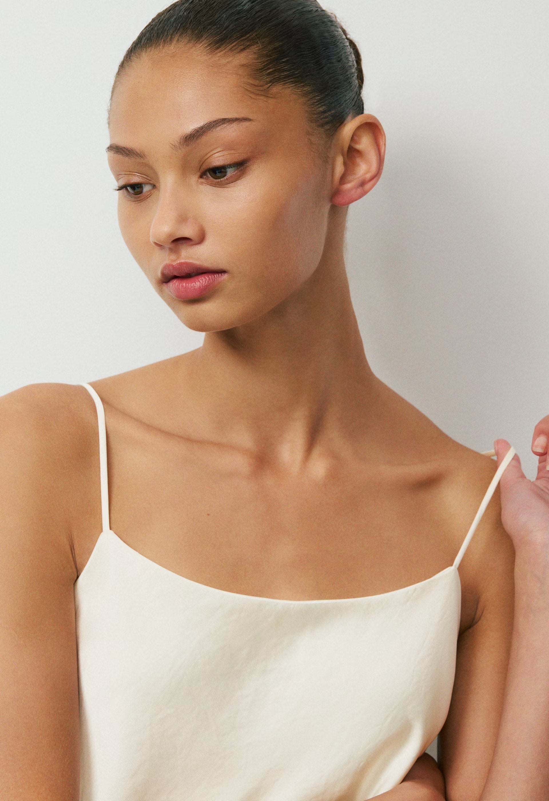 Pronto Satin Camisole - LIGHT BIRCH