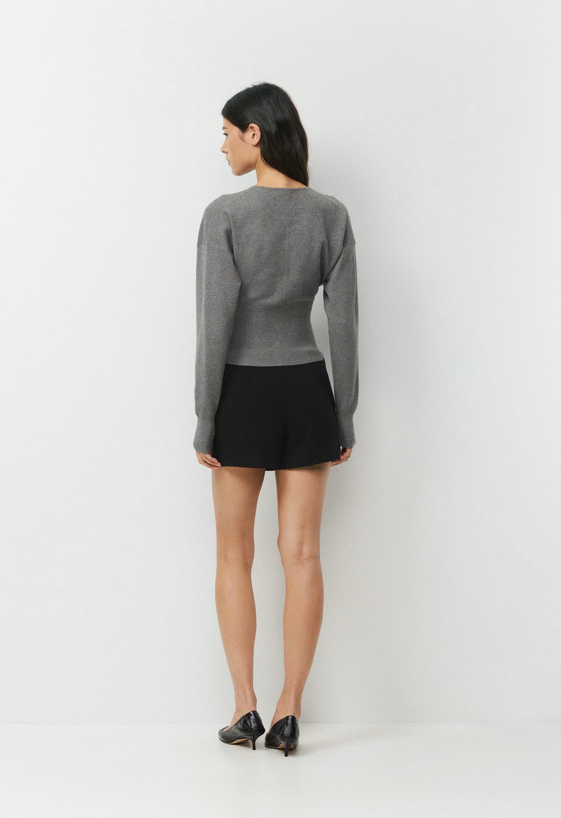 Golightly Cardigan - Wonder Yarn - HEATHER DARK GREY