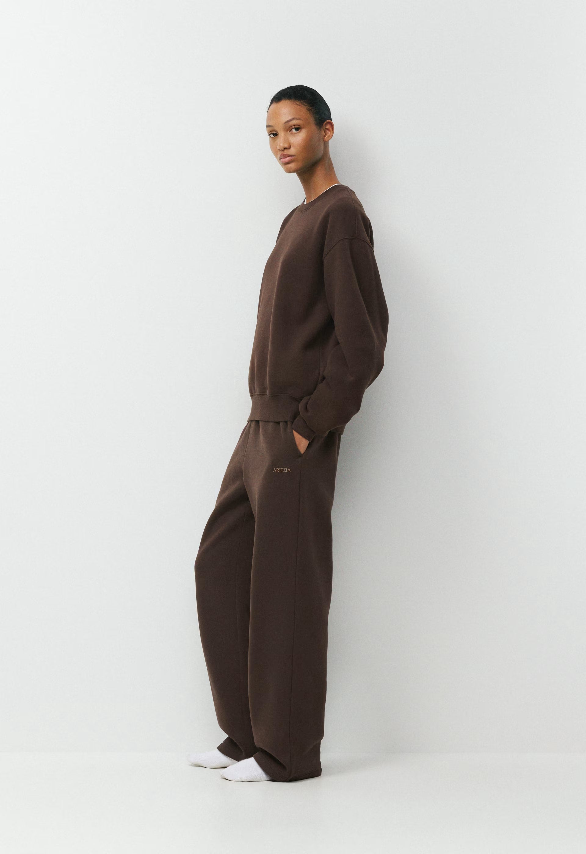 Cozy Sweatfleece Perfect Crew Sweatshirt - RICH MOCHA BROWN