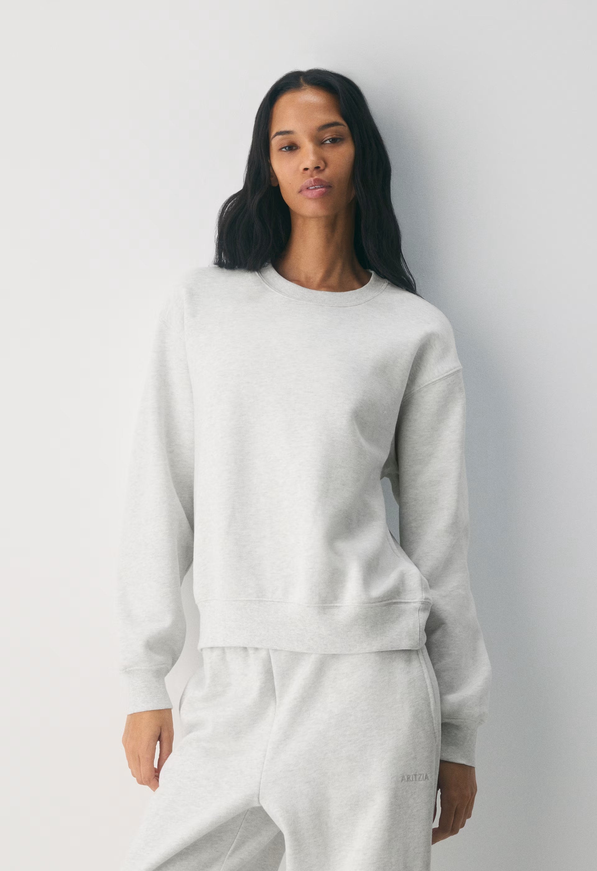 Cozy Sweatfleece Perfect Crew Sweatshirt - HEATHER CLOUD WHITE