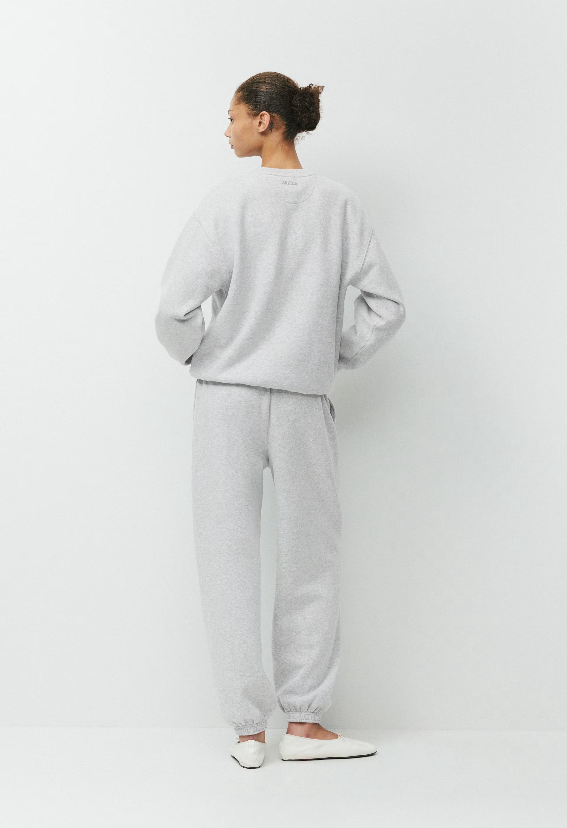Cozy Sweatfleece Perfect Crew Sweatshirt - HEATHER CHROME
