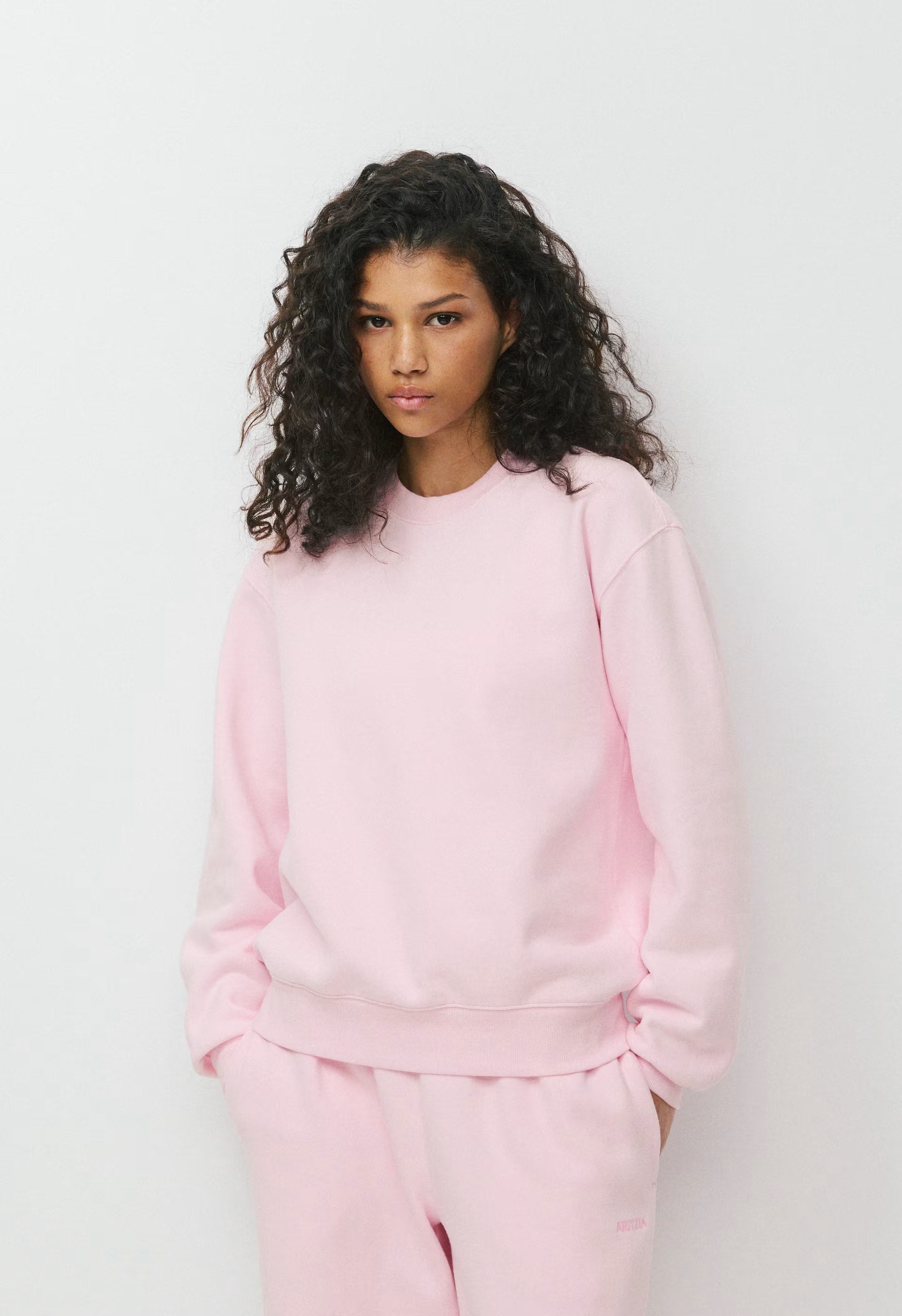 Cozy Sweatfleece Perfect Crew Sweatshirt - MAGNOLIA