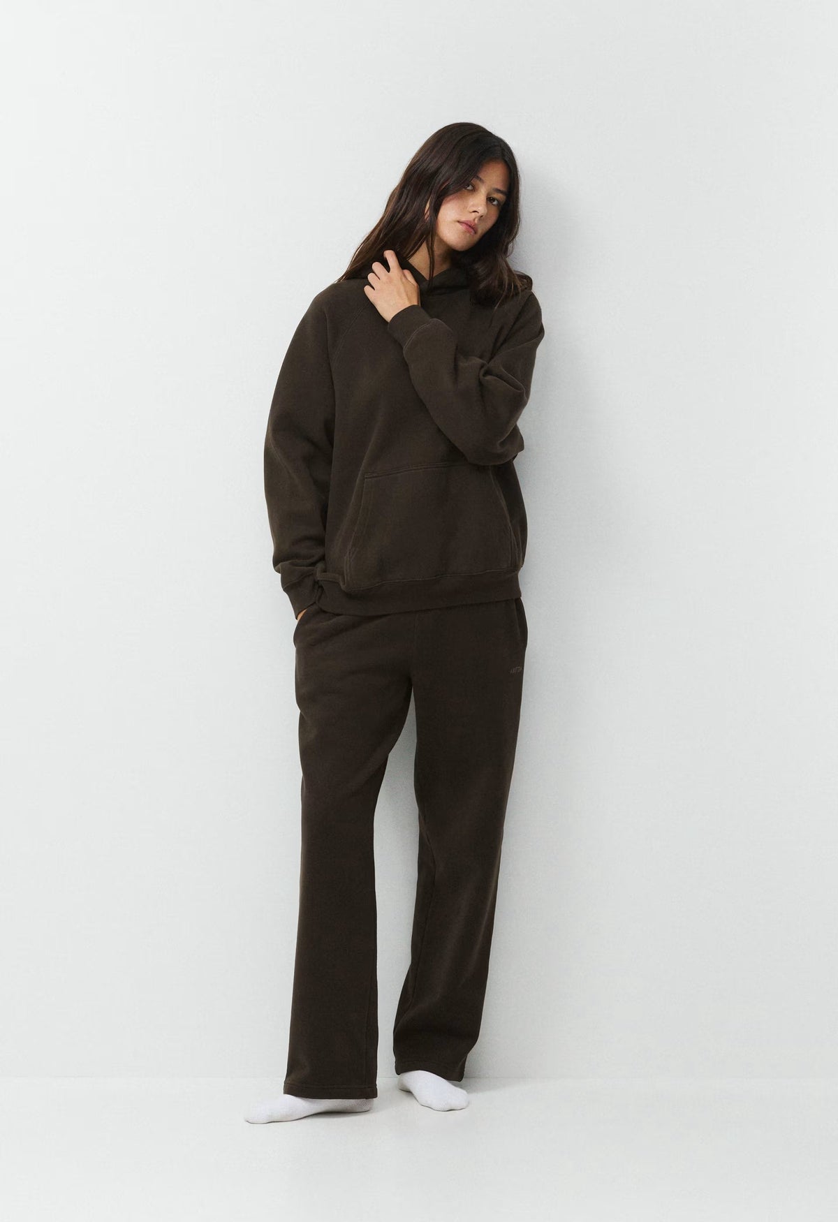 Cozy Sweatfleece Mega Raglan™ Hoodie - CACAO NIB BROWN