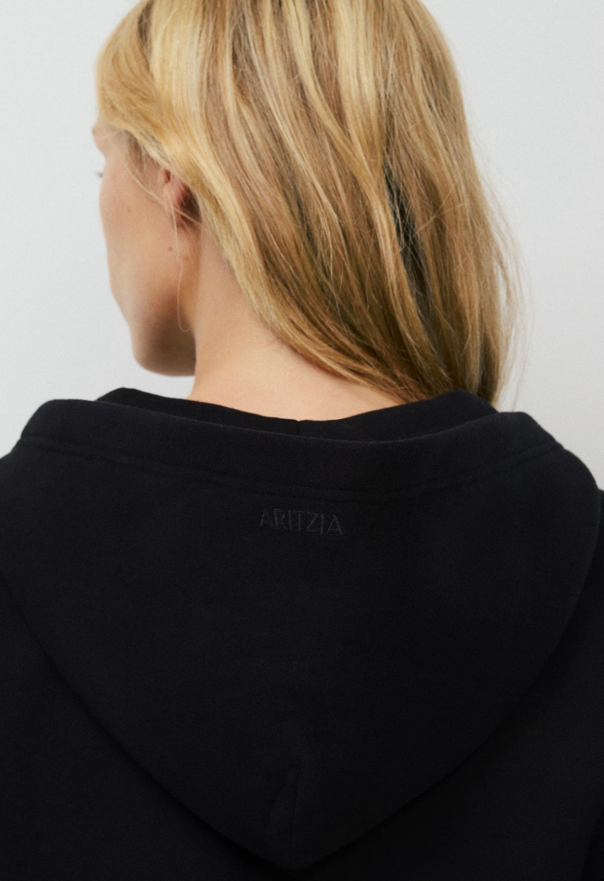 Cozy Sweatfleece Perfect Zip Hoodie - BLACK