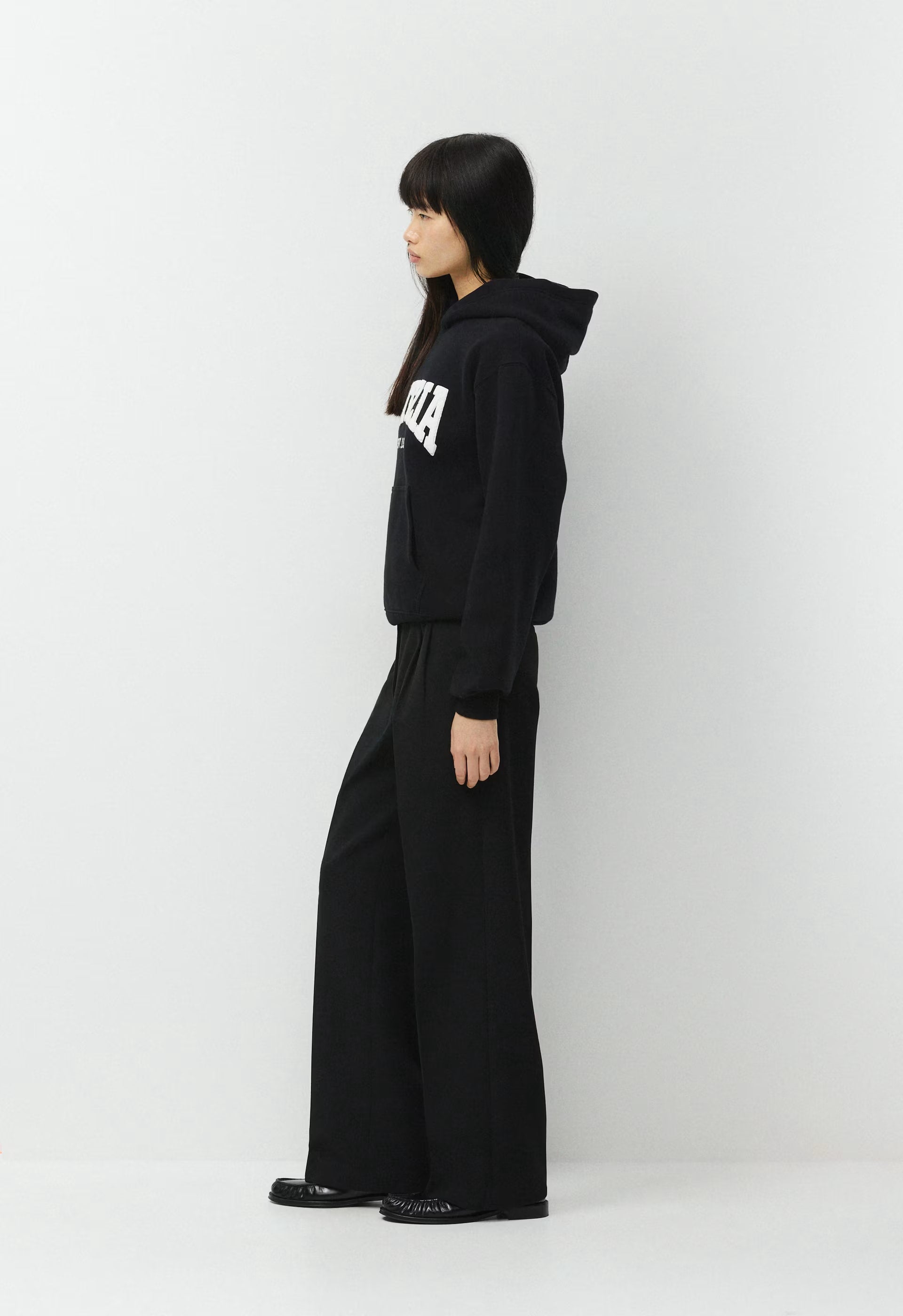 Cozy Sweatfleece Perfect Hoodie - BLACK/LIGHT BIRCH