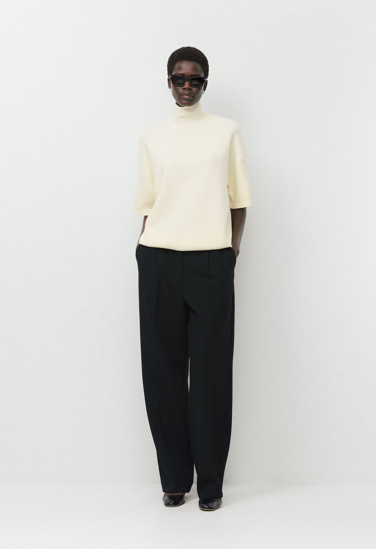 Advice Turtleneck - Wonder Yarn - LIGHT BIRCH