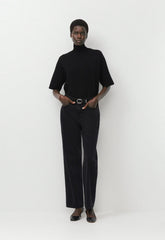 Advice Turtleneck - Wonder Yarn - BLACK