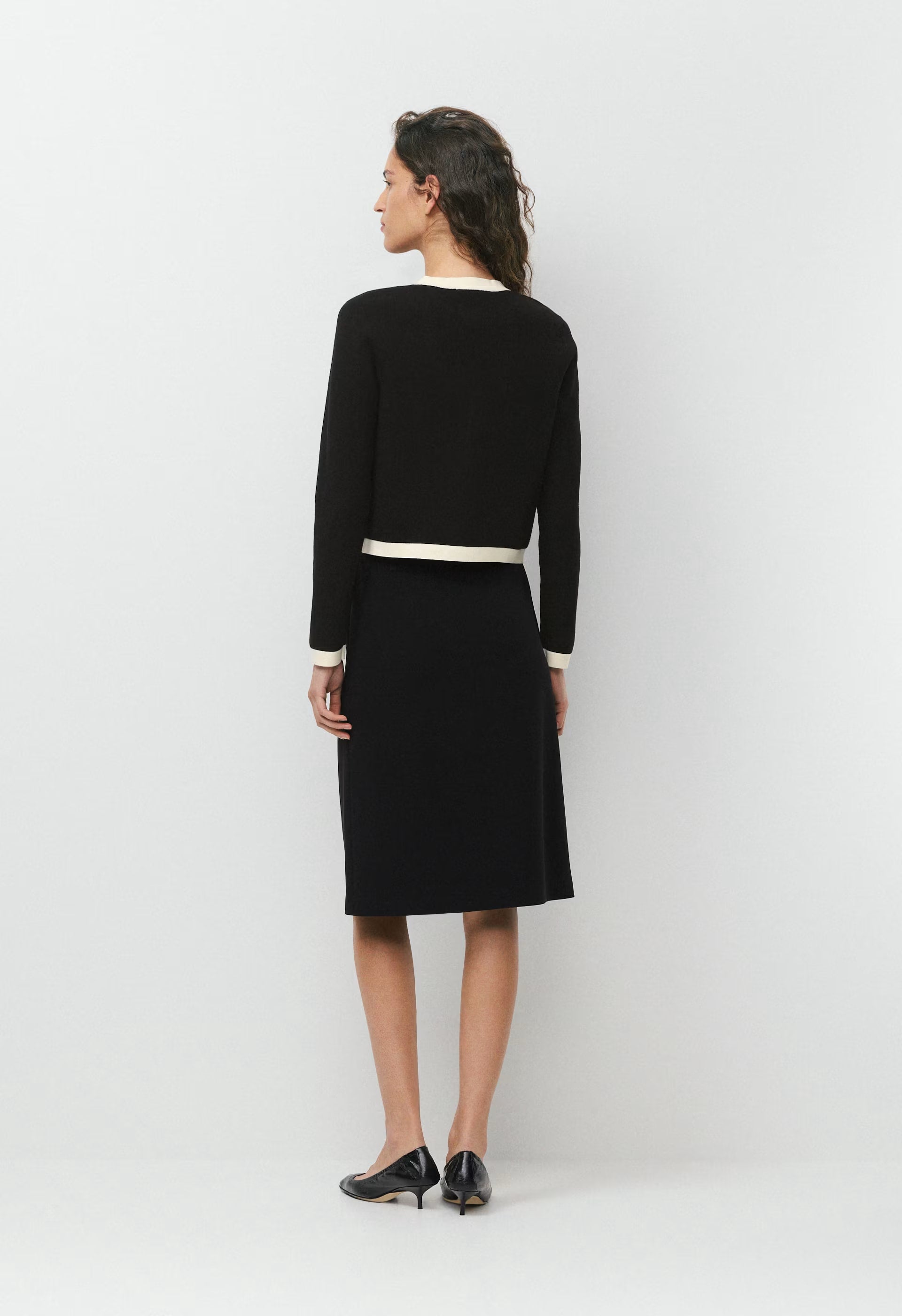 Approach Cardigan - Wonder Yarn - BLACK/LIGHT BIRCH