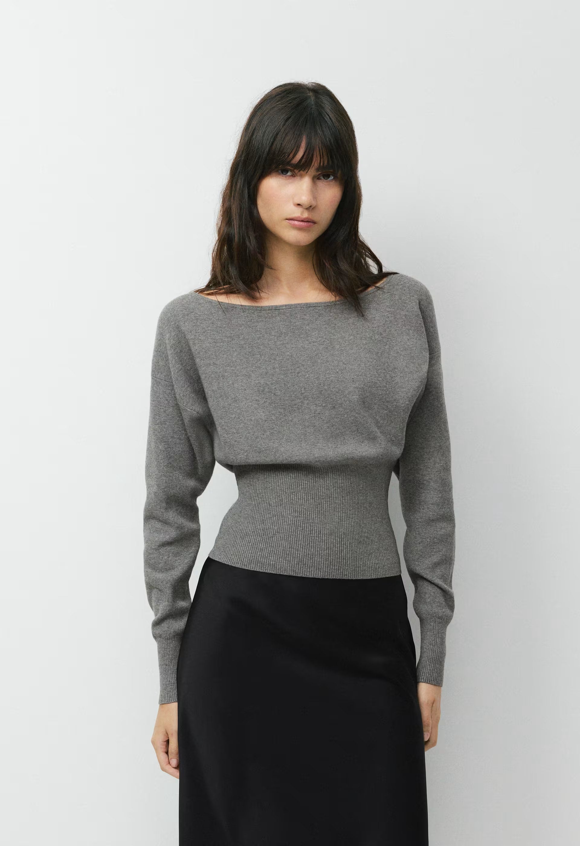 Crescendo Sweater - Wonder Yarn - HEATHER DARK GREY