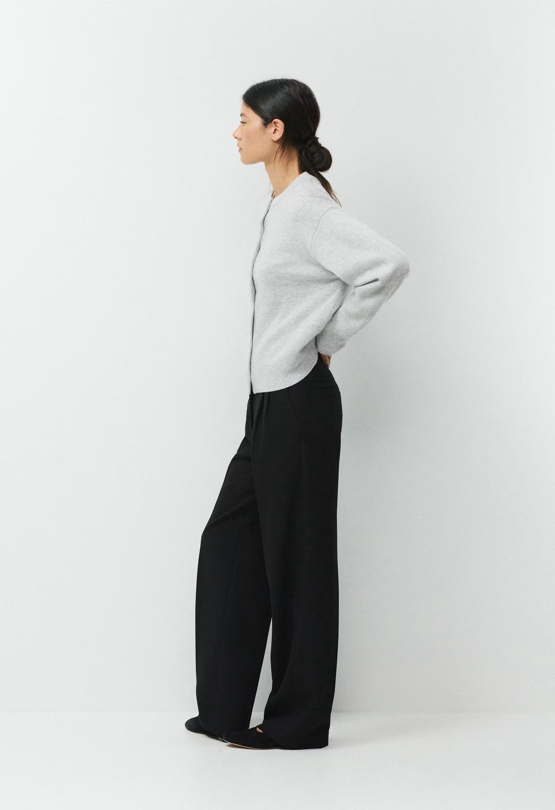 Essential Cashmere Acclaim Cardigan - HEATHER CHROME
