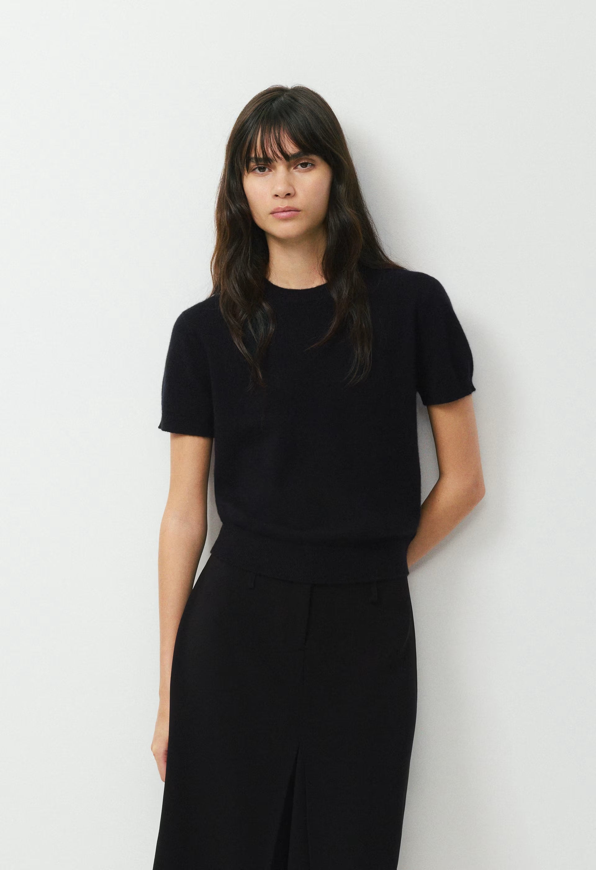 Bare Cashmere Bloor Shortsleeve Sweater - BLACK