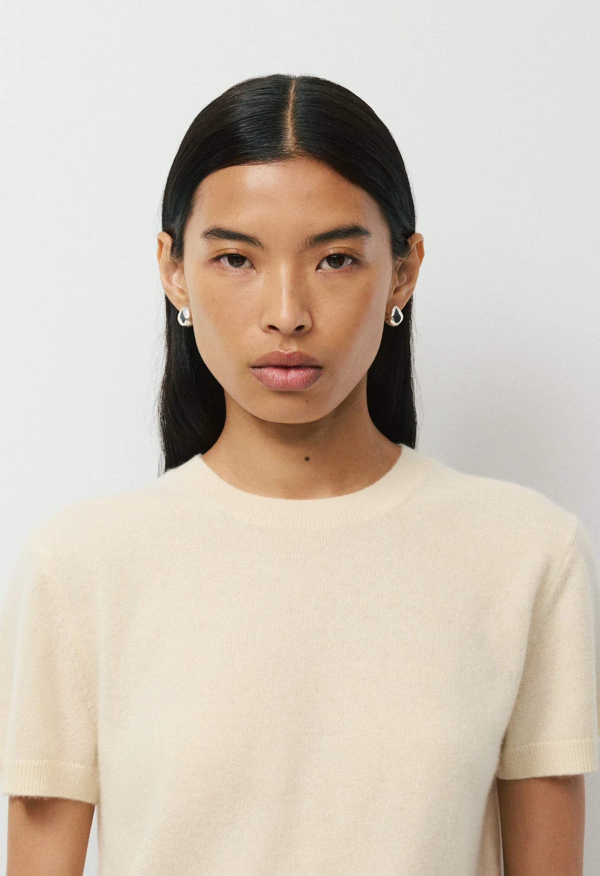 Bare Cashmere Bloor Shortsleeve Sweater - SEASIDE CREAM