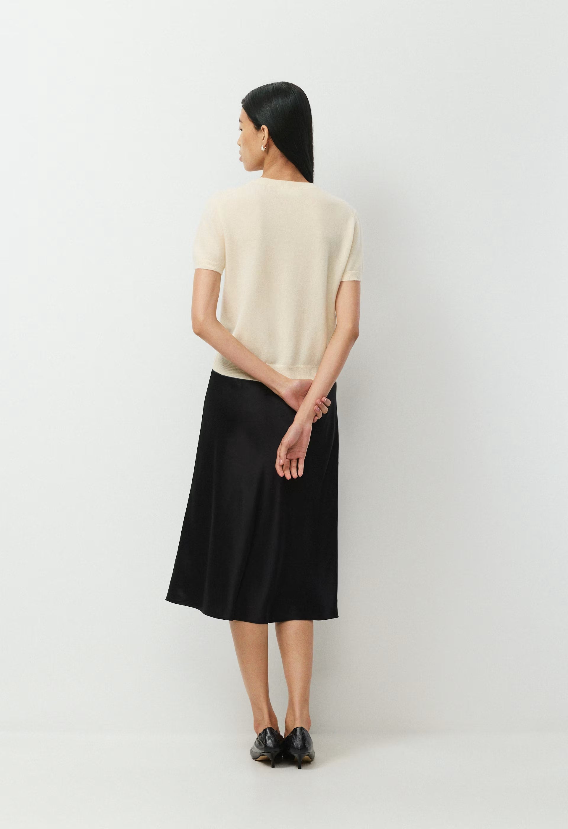 Bare Cashmere Bloor Shortsleeve Sweater - SEASIDE CREAM