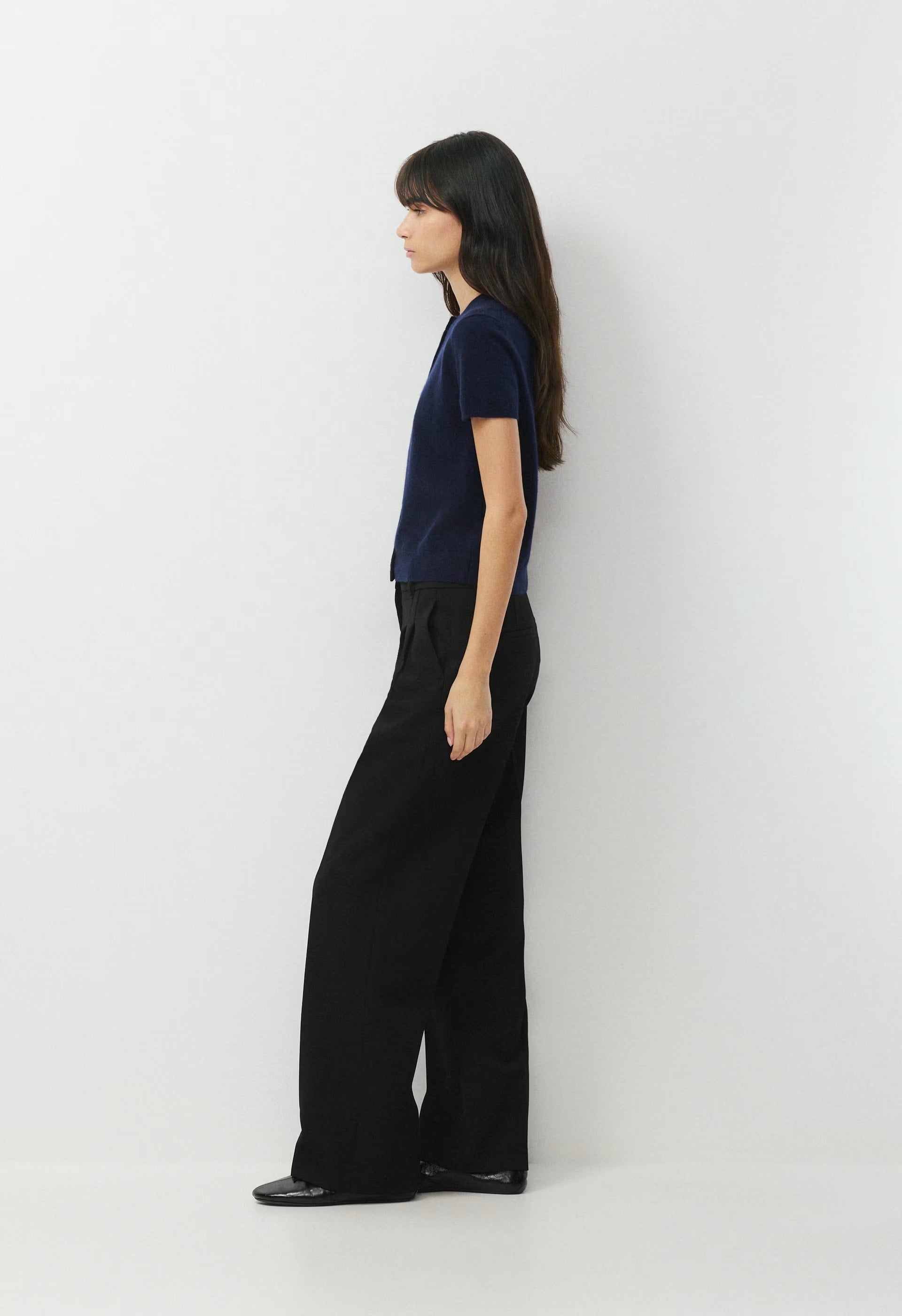 Bare Cashmere Noteworthy Shortsleeve Cardigan - ADMIRAL NAVY