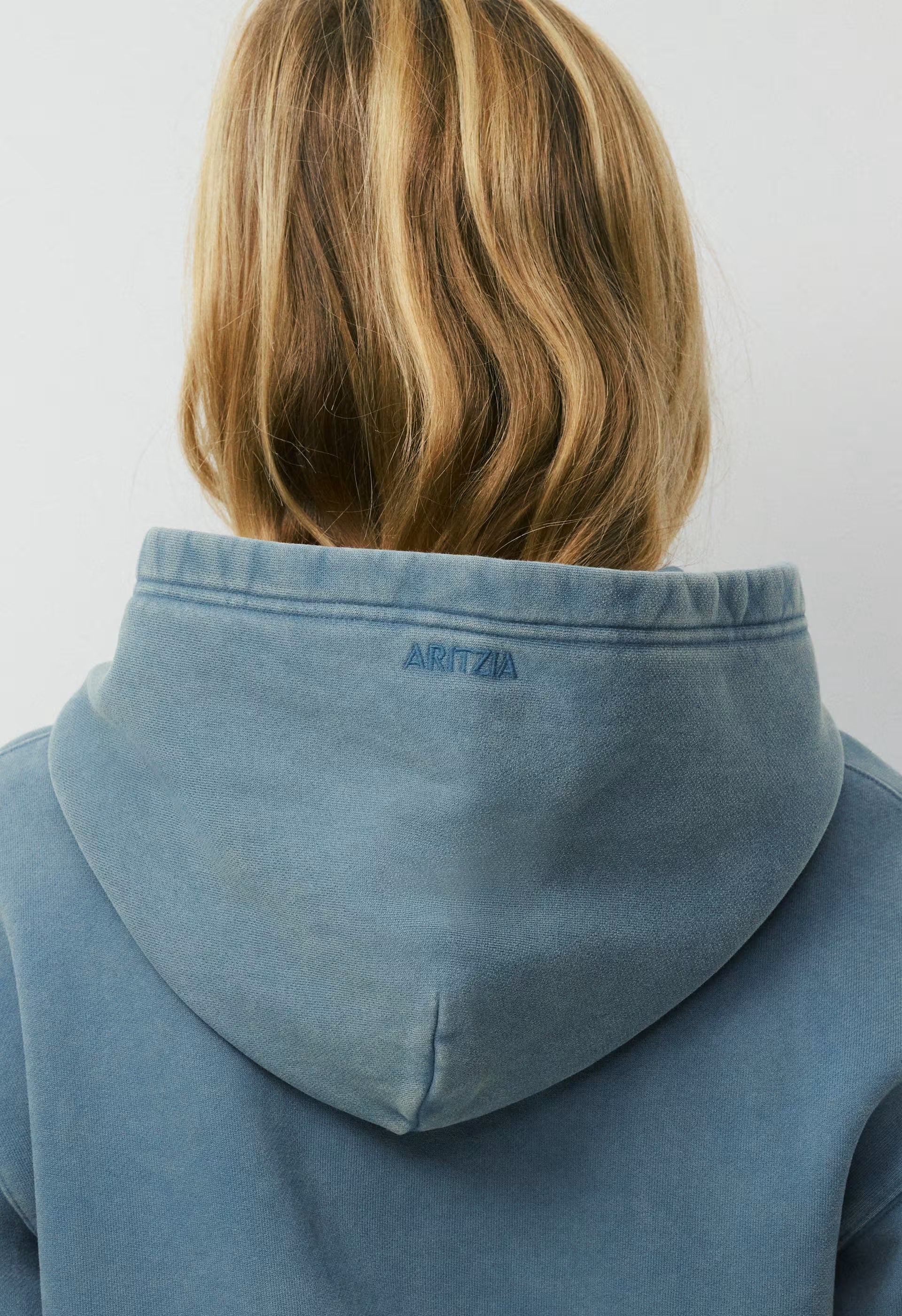 Cozy Sweatfleece Perfect Hoodie - LIVED-IN BLUE MIRAGE