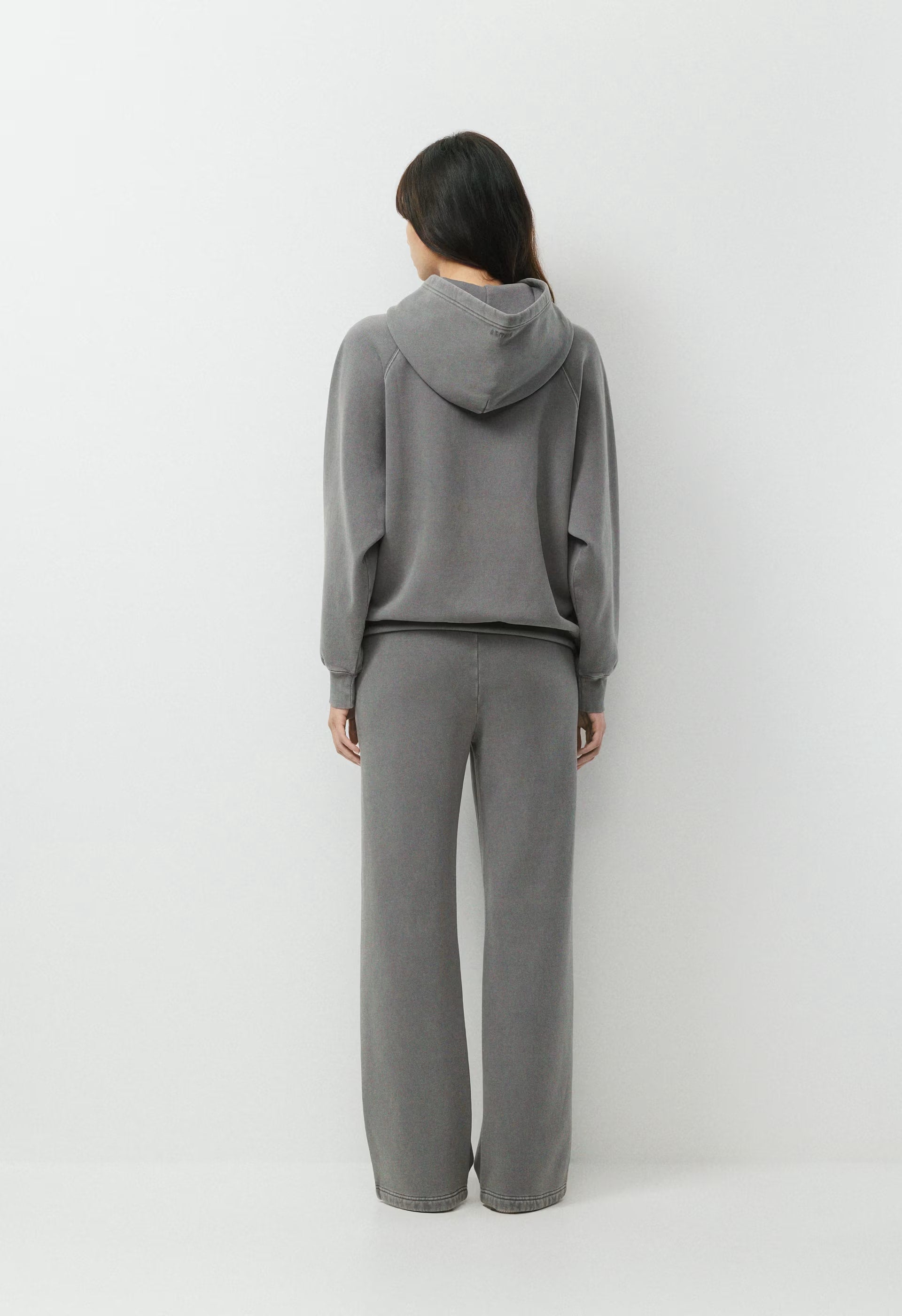 Cozy Sweatfleece Mega Raglan™ Hoodie - LIVED-IN DARK GREY