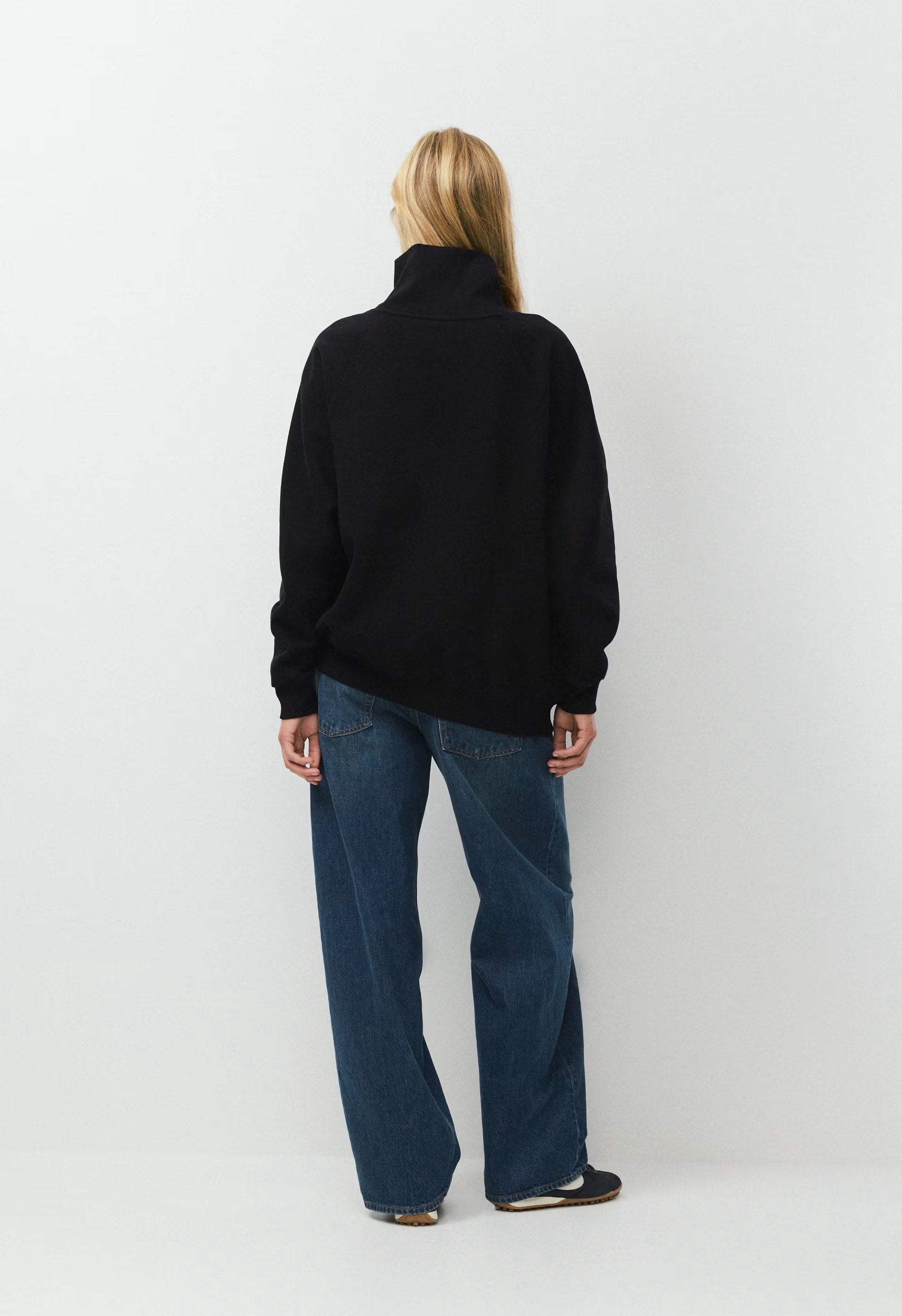 Cozy Sweatfleece Mega Raglan™ Funnel Neck - BLACK