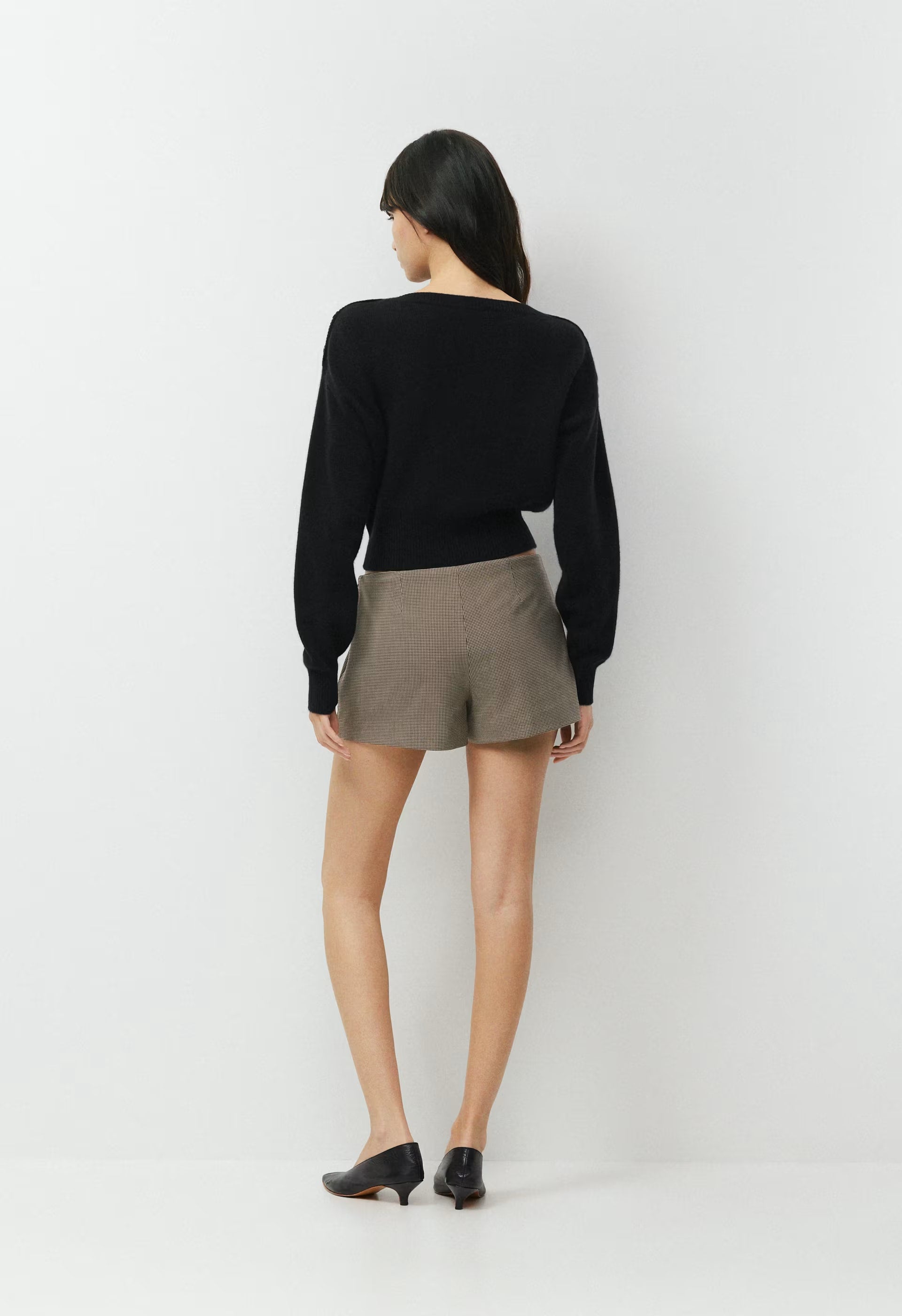 Essential Wool Cashmere Gable Sweater - BLACK