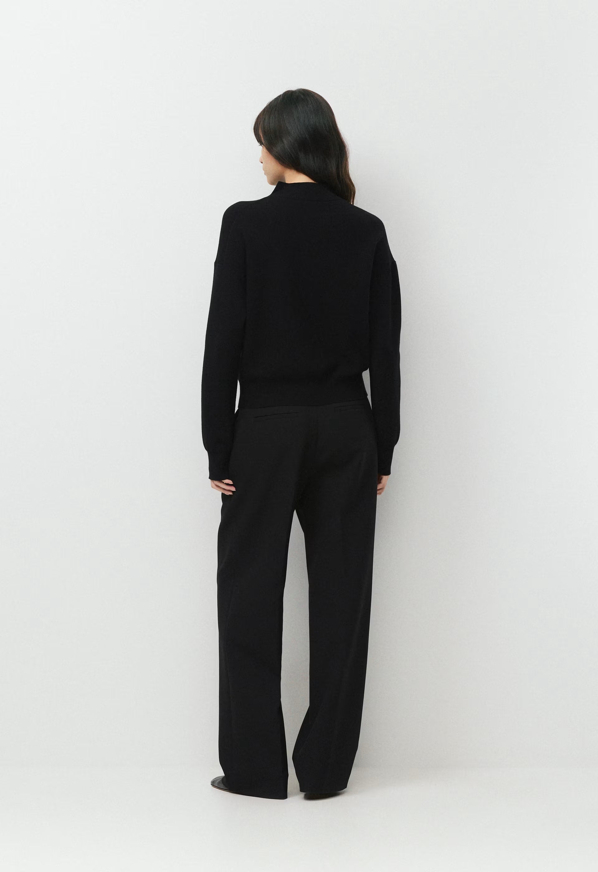 Village Mockneck - Wonder Yarn - BLACK