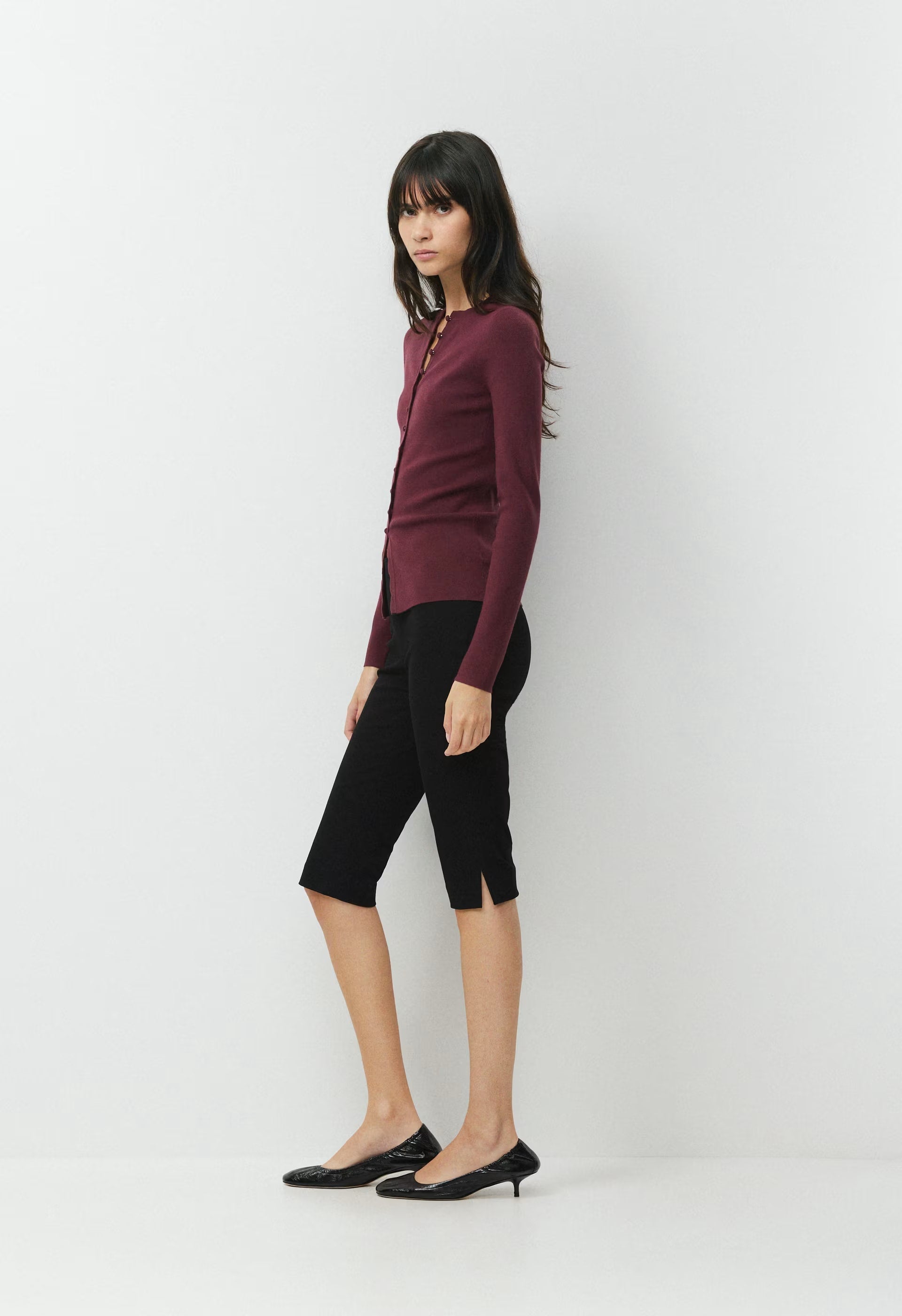 Shelly Cardigan - Wonder Yarn - GALA PLUM