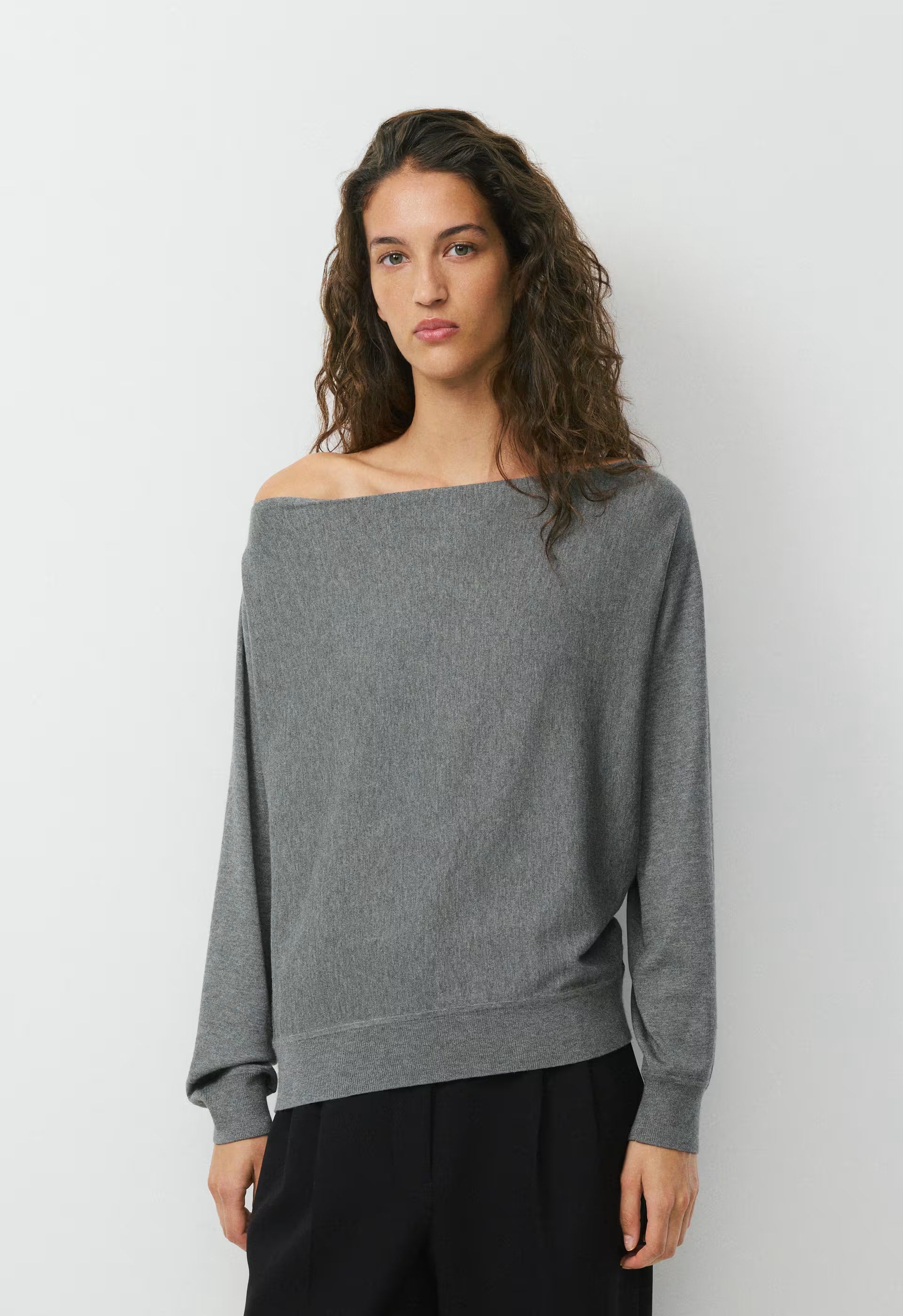 Inspiration Sweater - Wonder Yarn - HEATHER DARK GREY