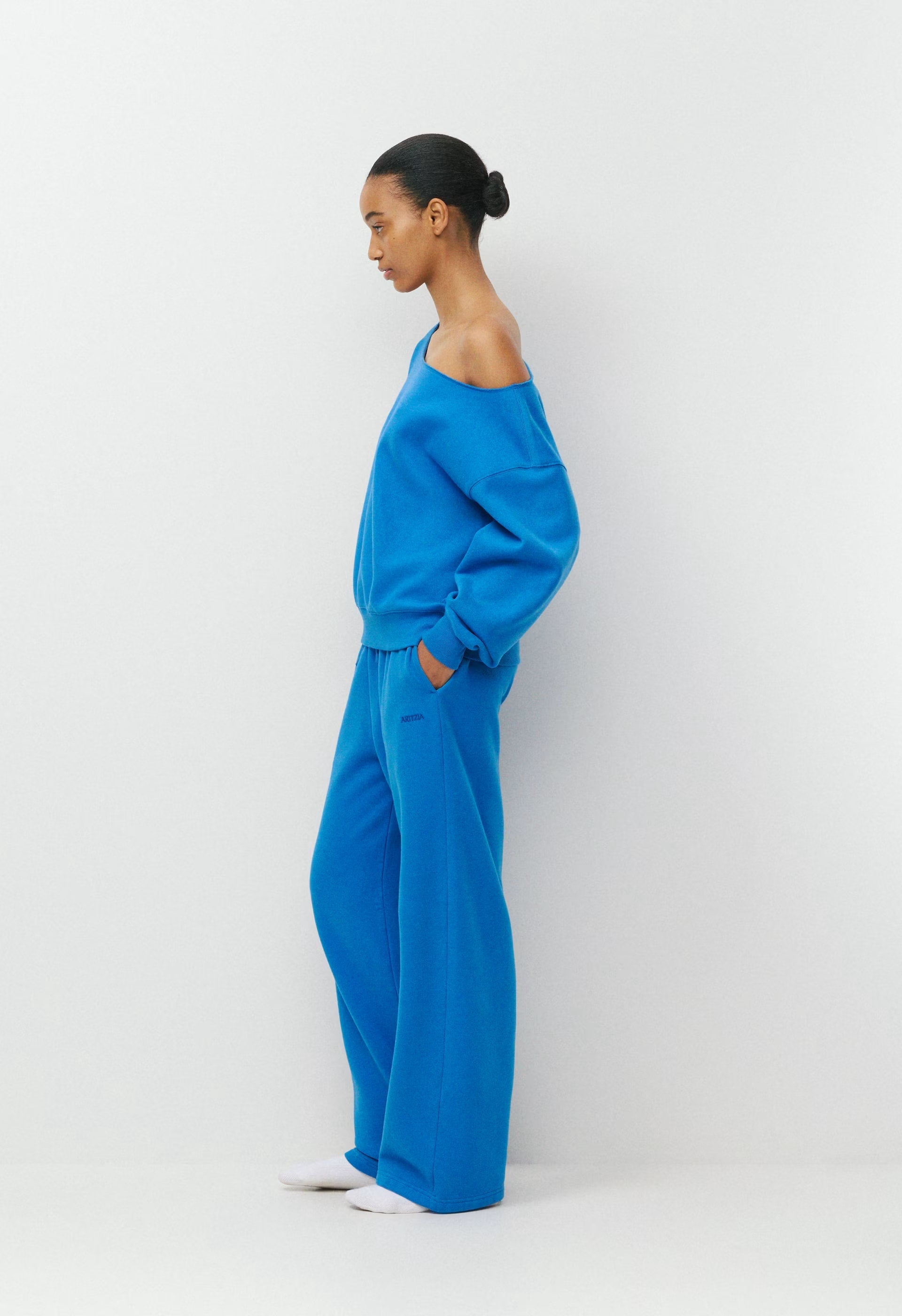 Cozy Sweatfleece BF Off-Shoulder Sweatshirt - LAZULI BLUE