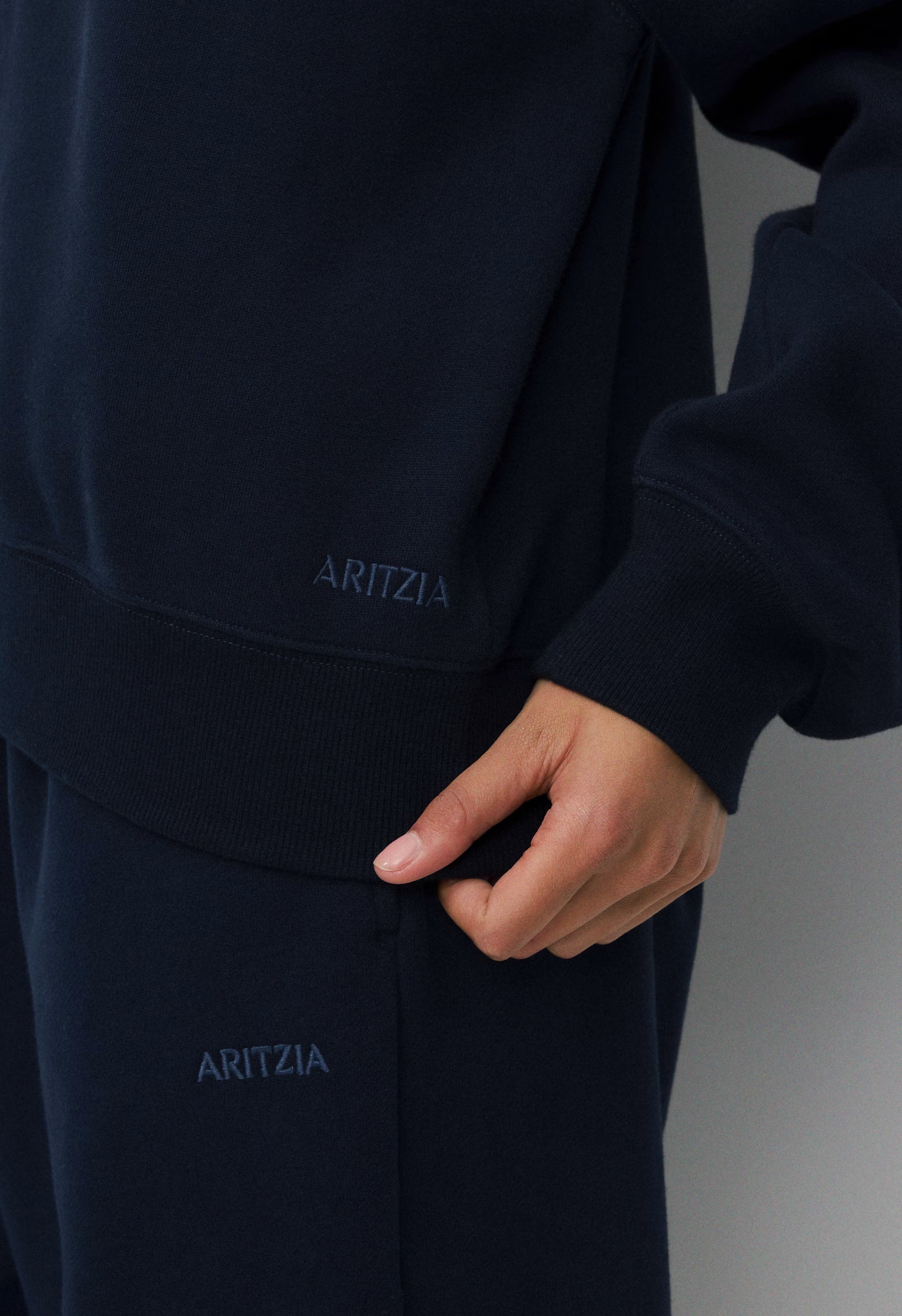 Cozy Sweatfleece BF Off-Shoulder Sweatshirt - ADMIRAL NAVY
