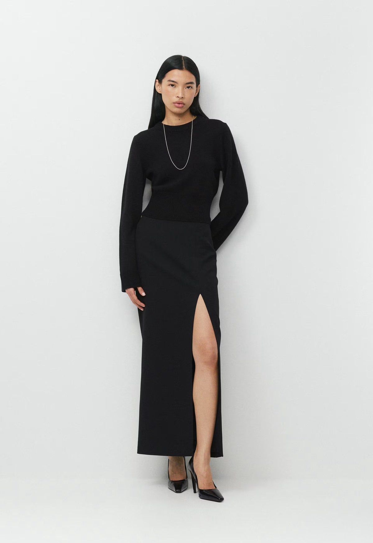 Byline Merino Wool Sweater - BLACK