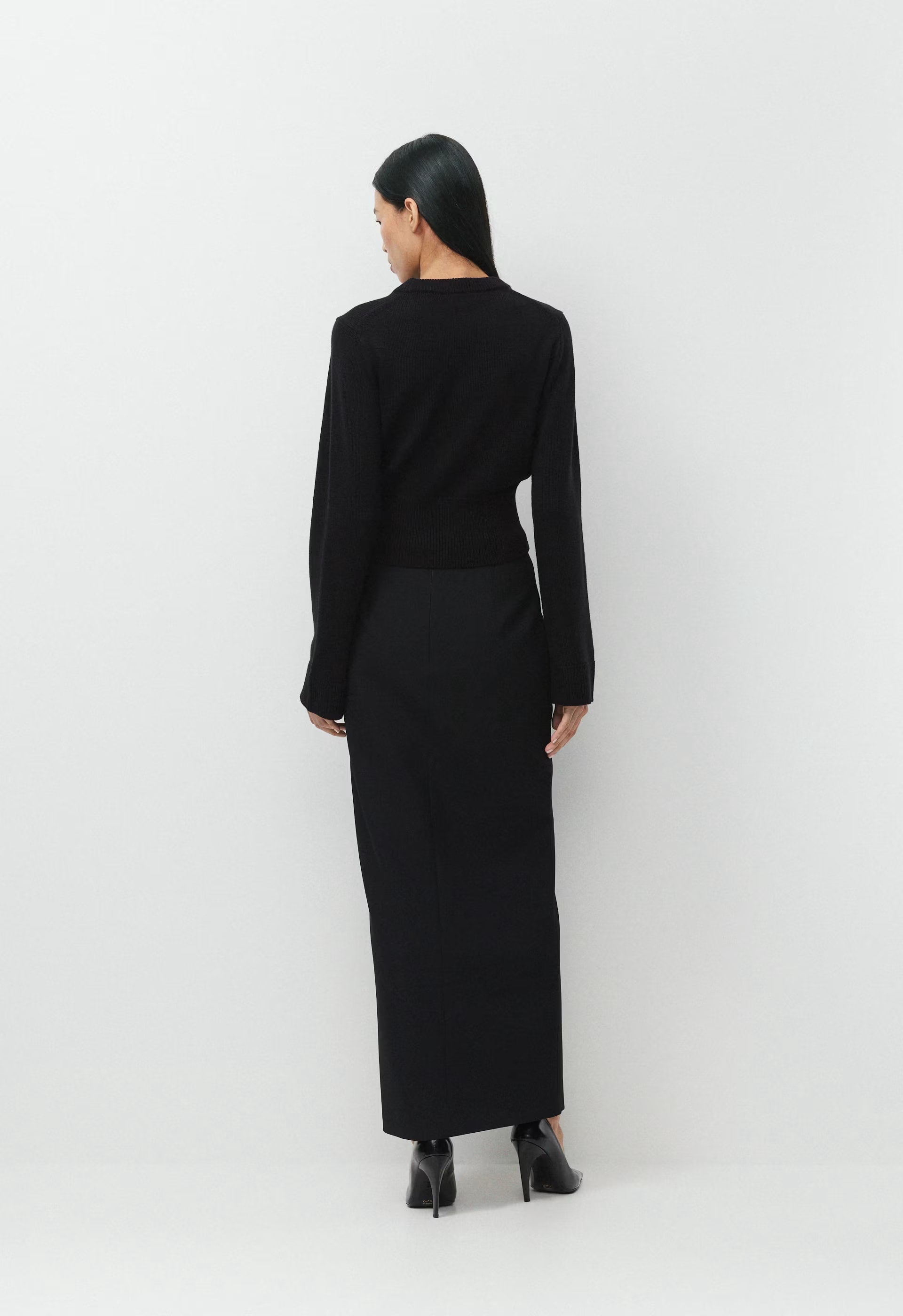Byline Merino Wool Sweater - BLACK