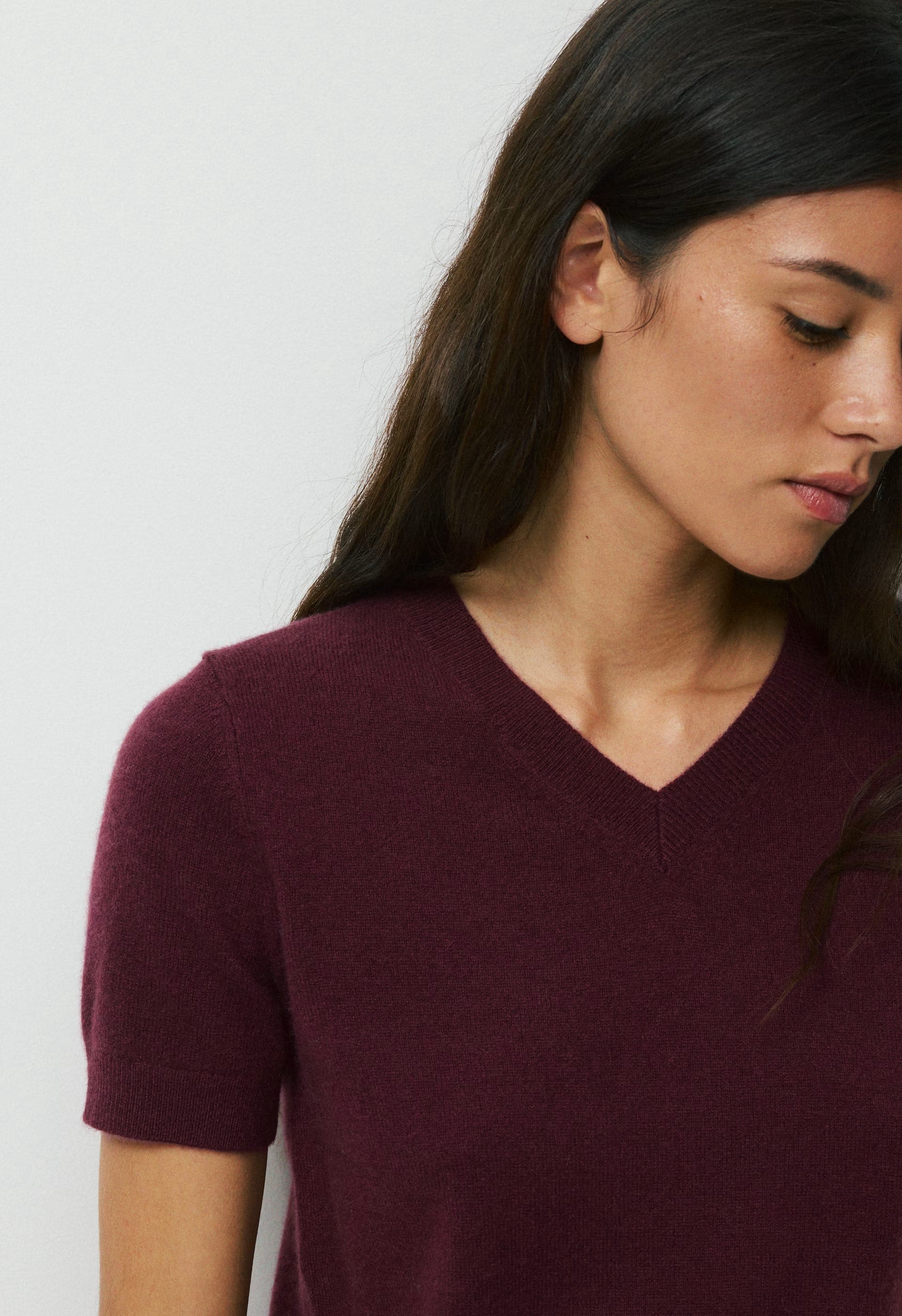 Bare Cashmere Patron Sweater - GALA PLUM