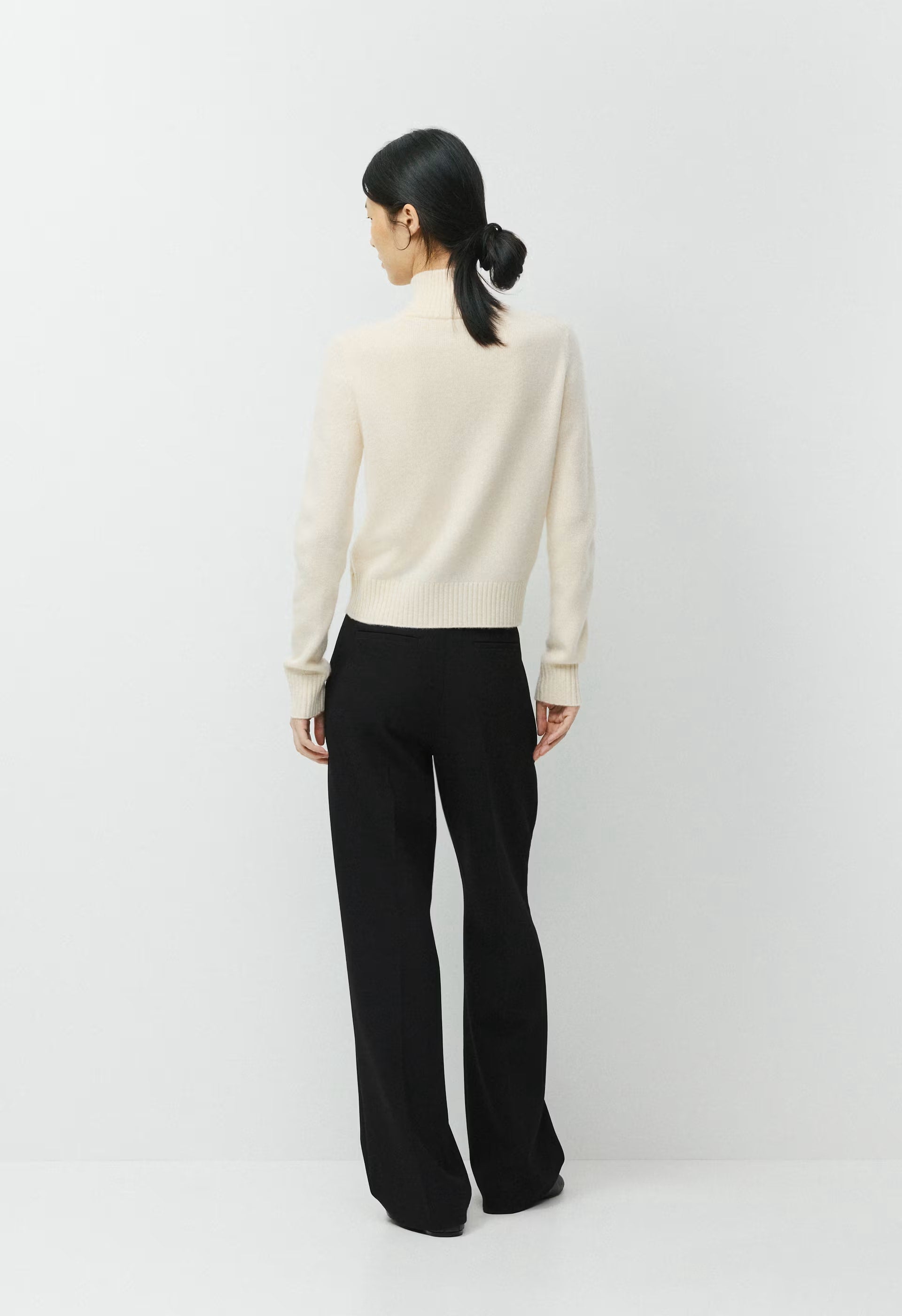 Essential Cashmere Catalogue Zip-Up - SEASIDE CREAM