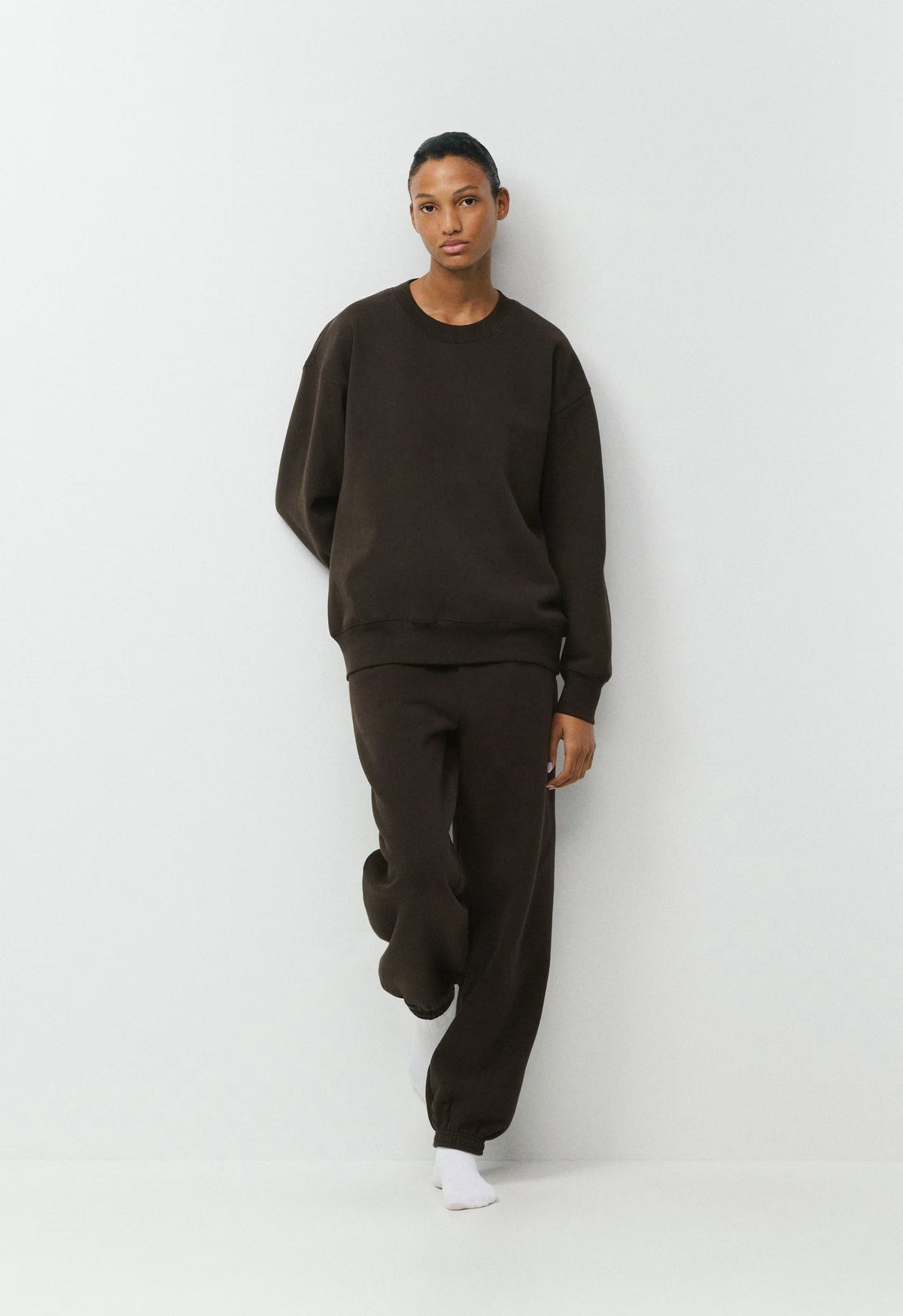 Cozy Sweatfleece Boyfriend Crew Sweatshirt - CACAO NIB BROWN