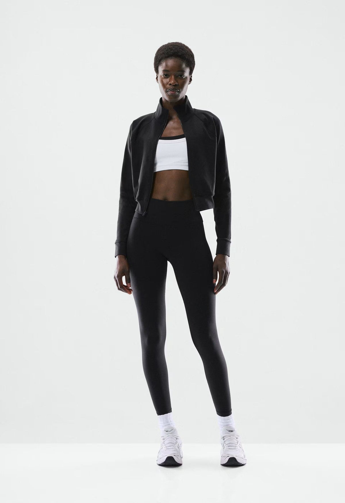 LIFE Sierra Zip-Up - BLACK