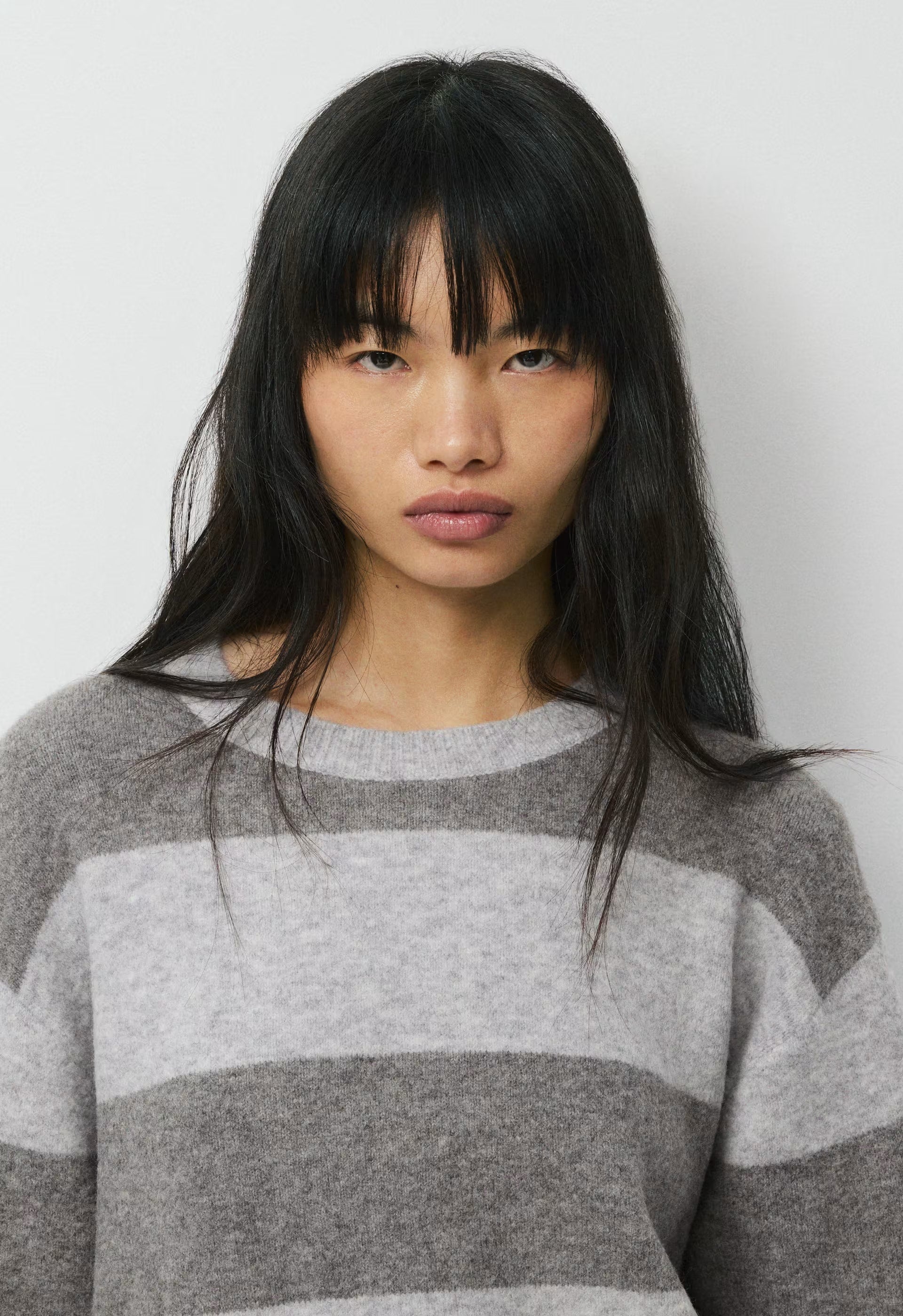 Outpost Sweater - HTHR CHRM/ HTHR DK GRY