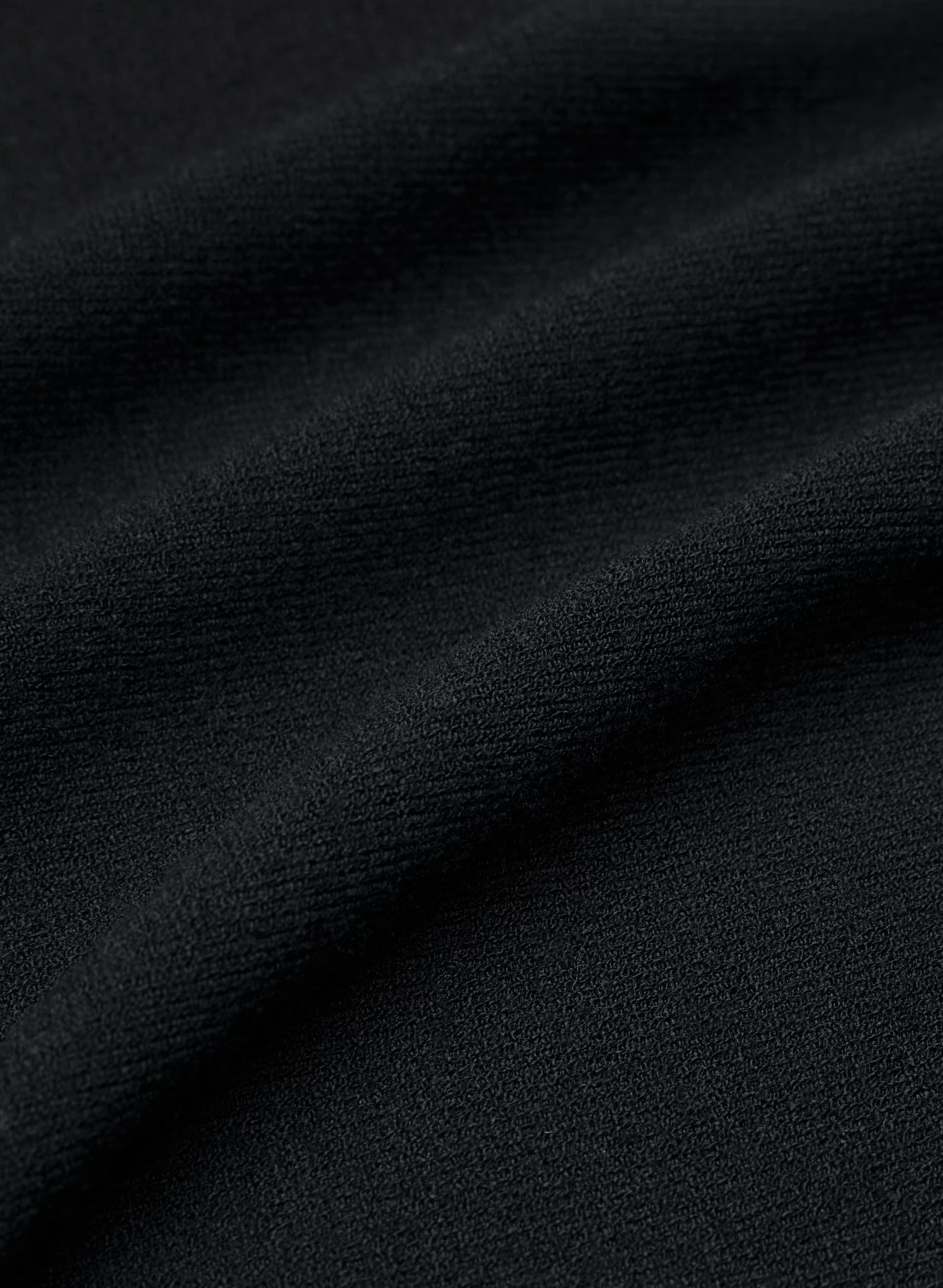 Precedent Sweater - Wonder Yarn - BLACK