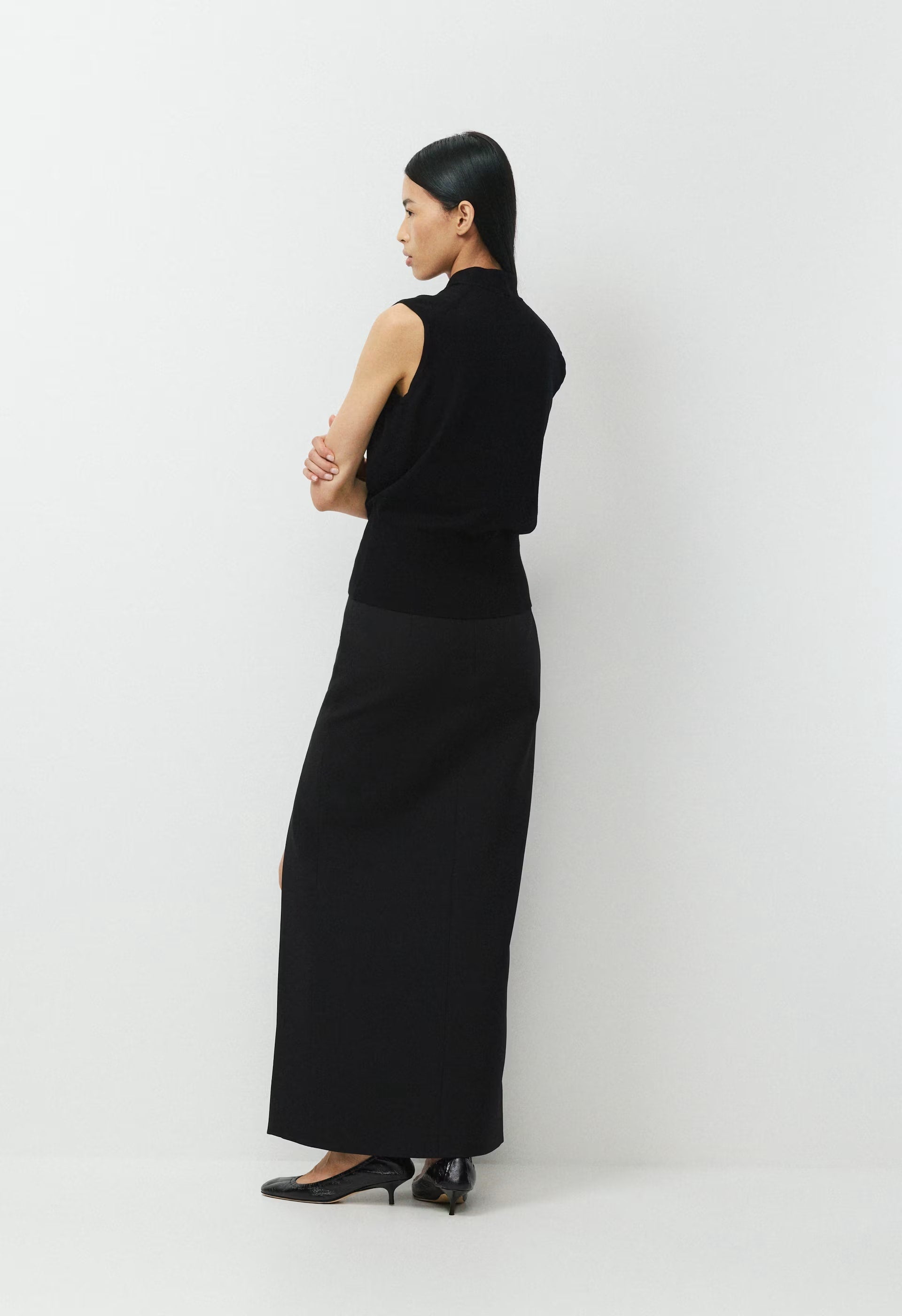 Vicinity Top - Wonder Yarn - BLACK