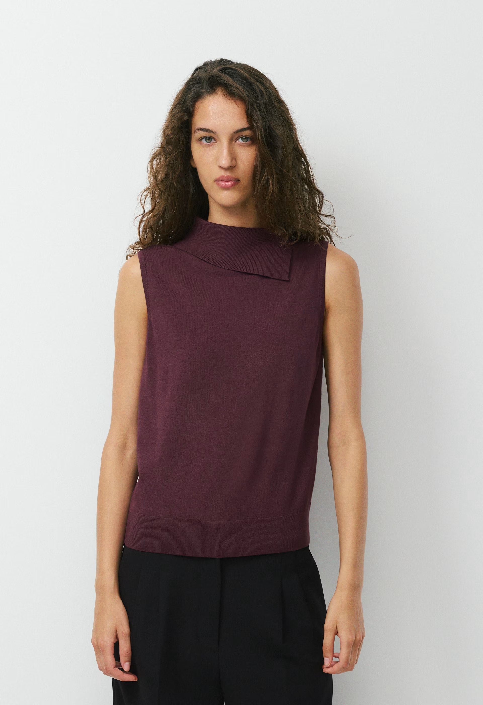 Propel Top - Wonder Yarn - GALA PLUM