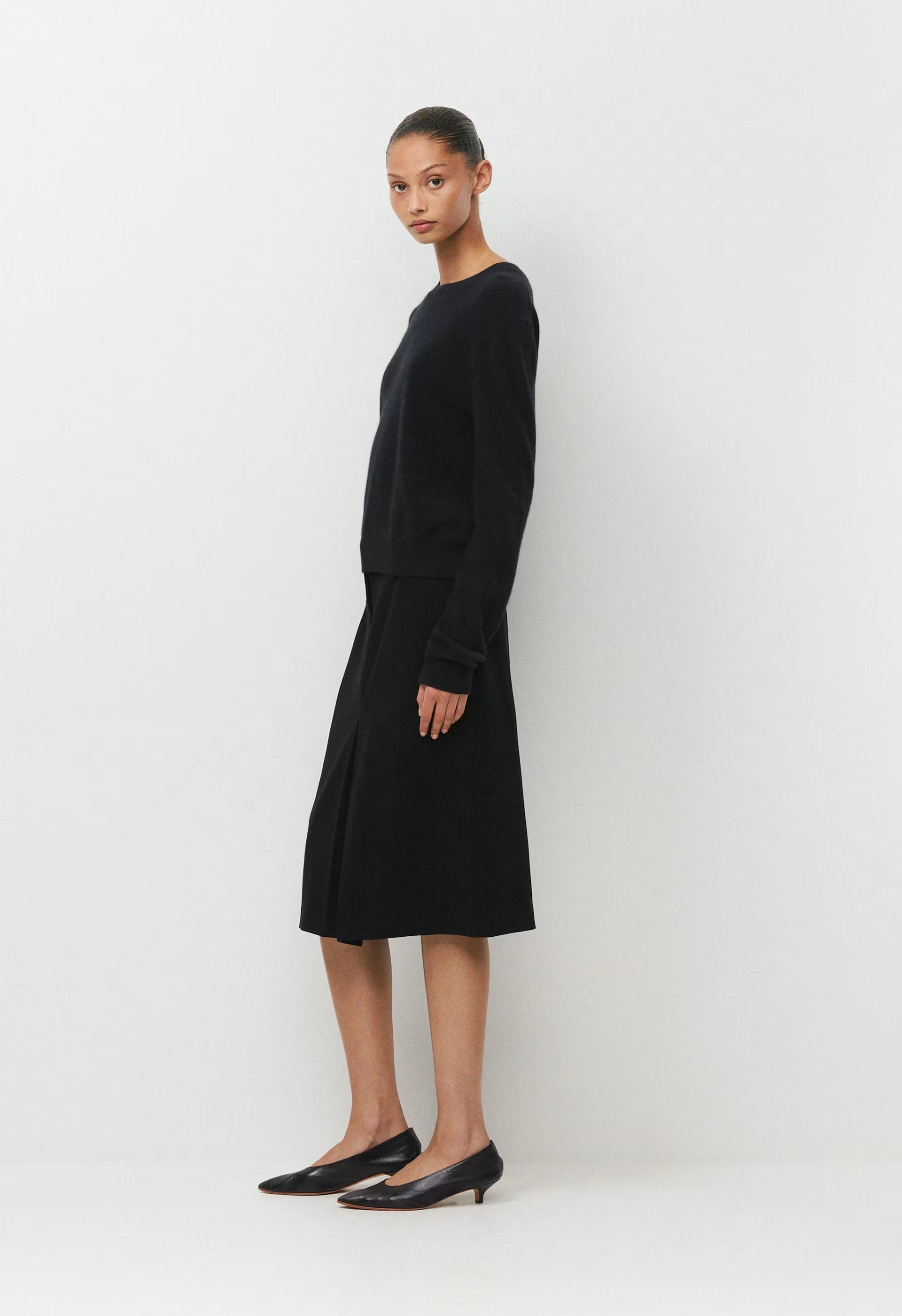 Bare Cashmere Bloor Sweater - BLACK