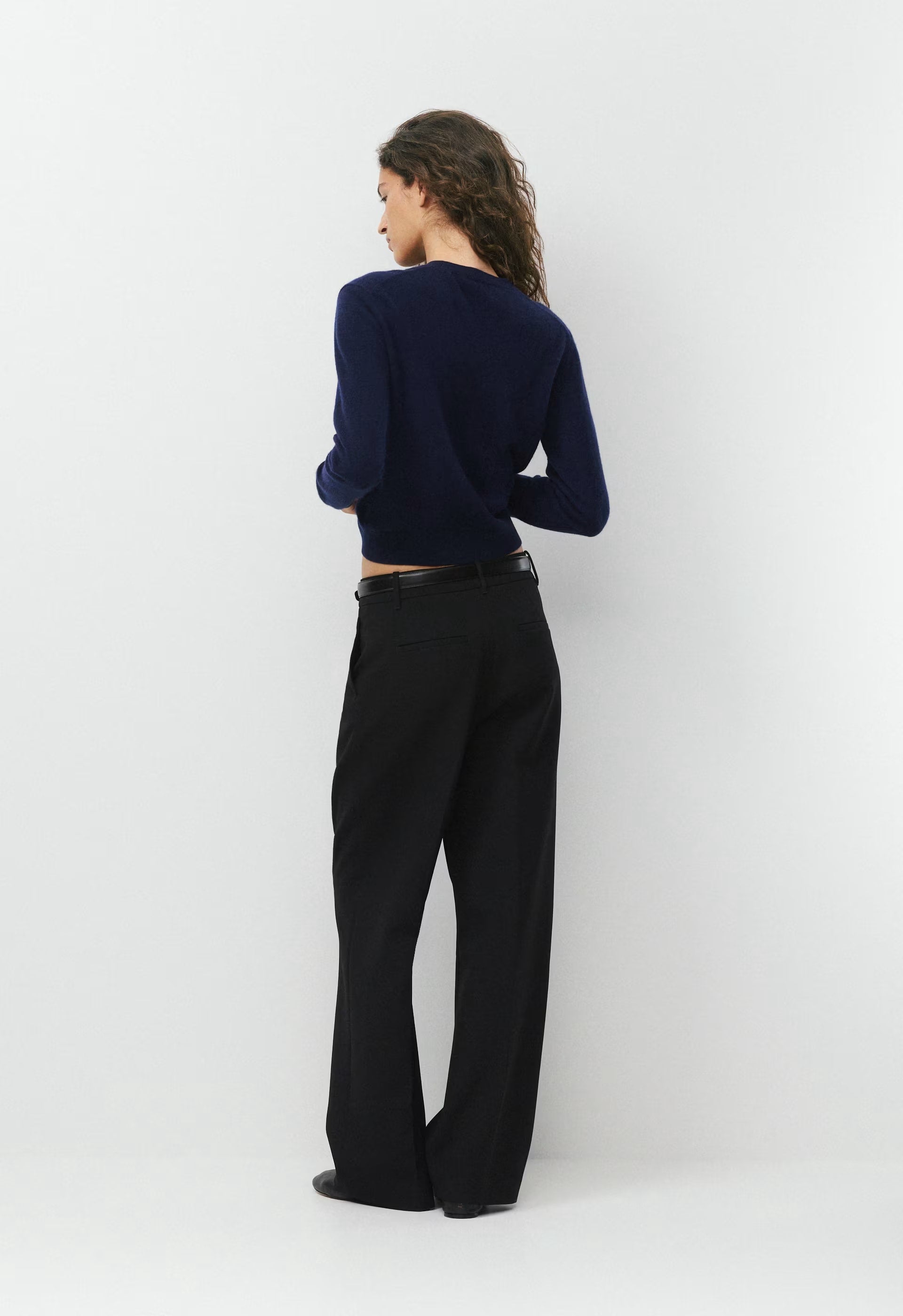 Bare Cashmere Bloor Sweater - ADMIRAL NAVY