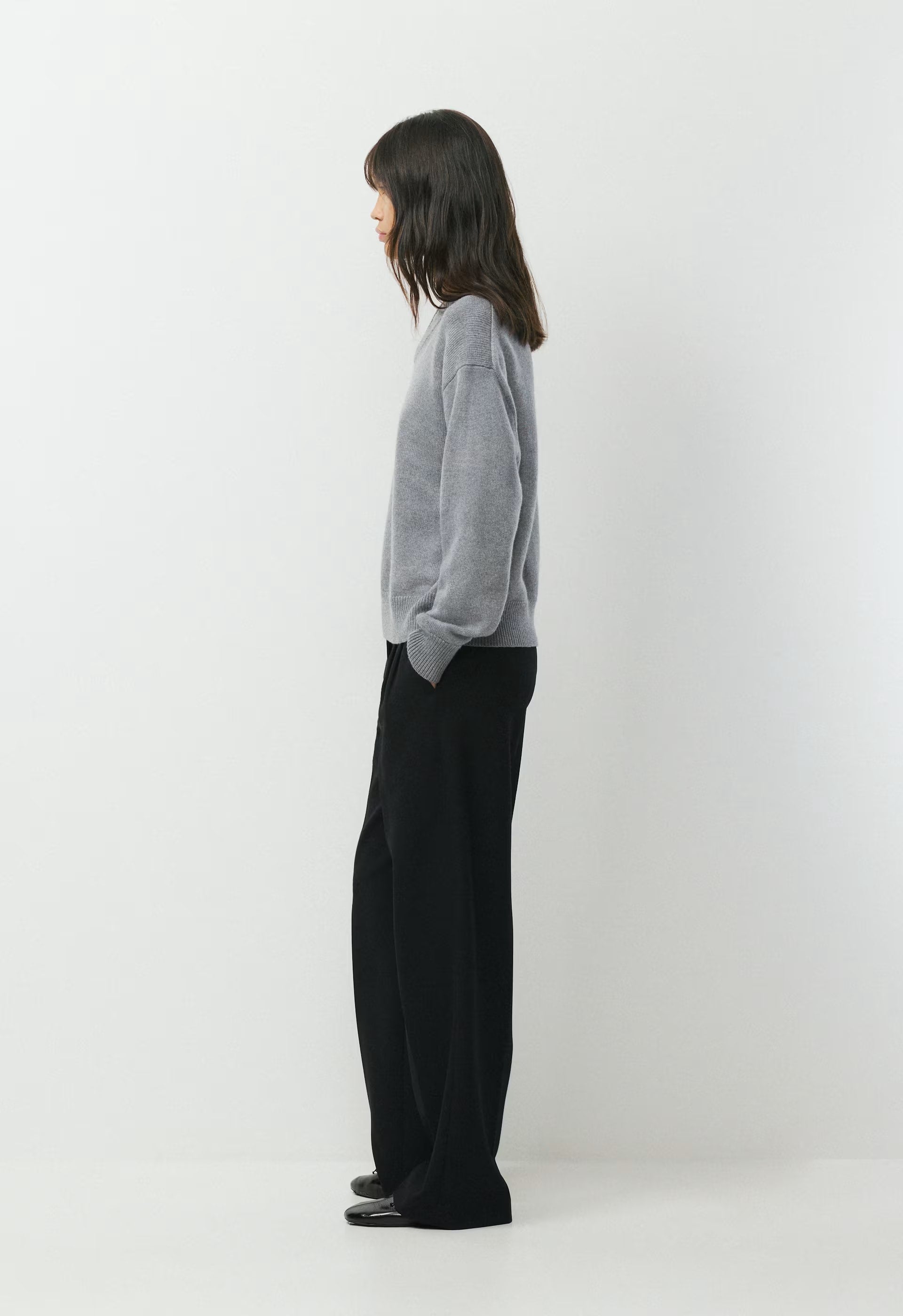 Essential Merino Wool Angle Sweater - HEATHER DARK GREY