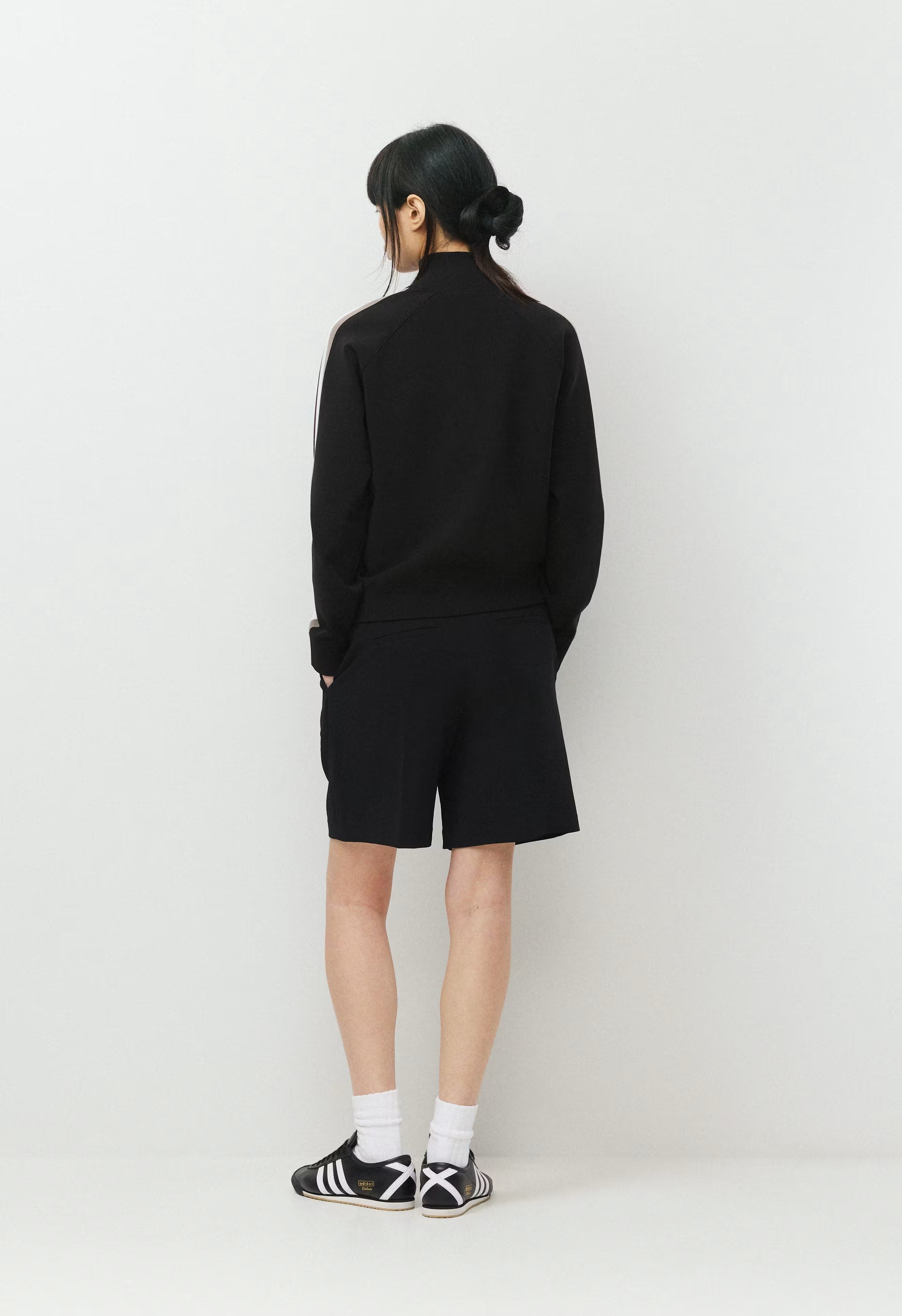 Offseason Zip-Up - BLACK/MULTI