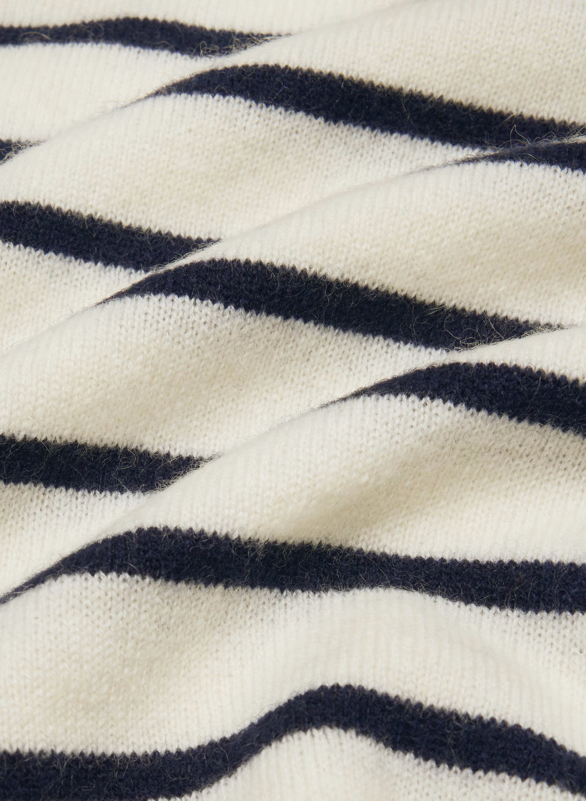 Bare Cashmere Cellini Sweater - LGHT BRCH/ADML NVY