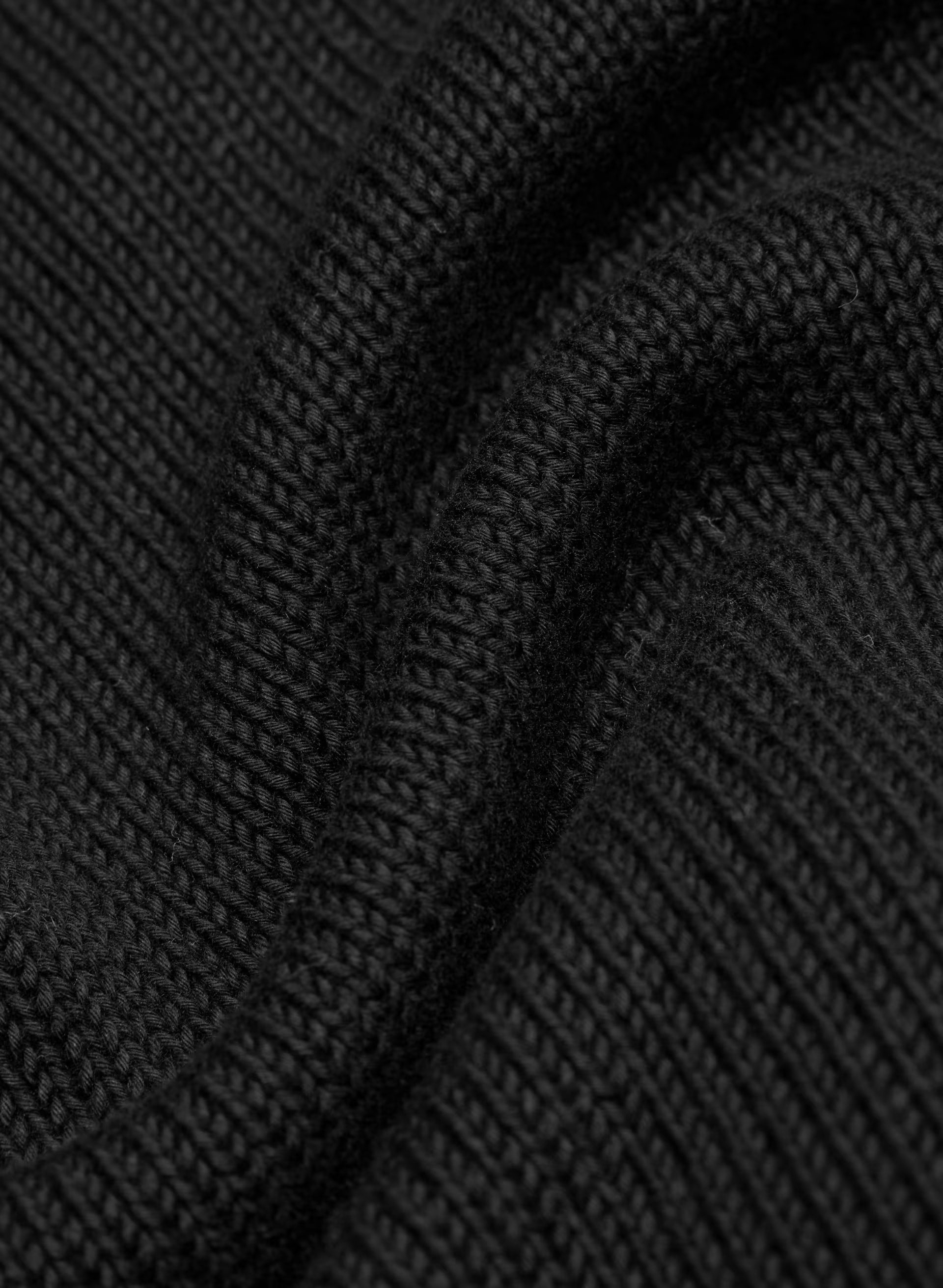 Gramercy Below Bum Shrug - BLACK